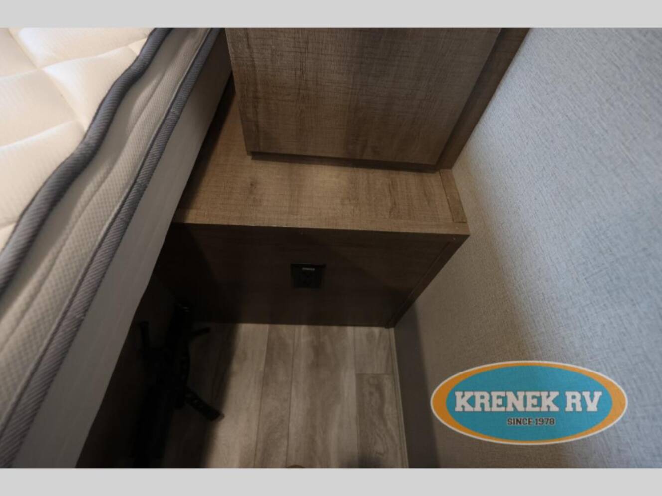 A photo of this 2020 Grand Design Imagine 2800BH