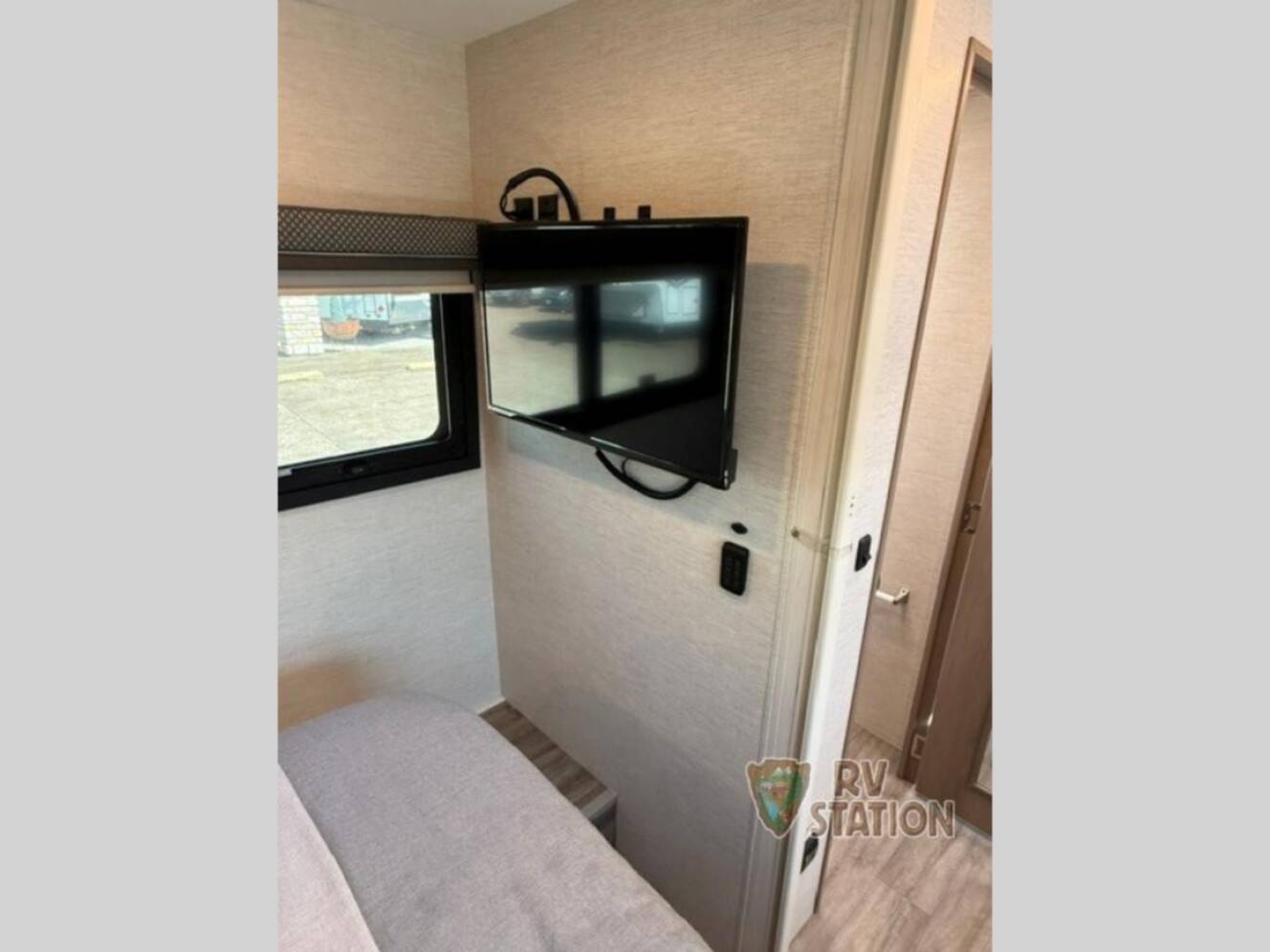A photo of this 2026 Thor Motor Coach Freedom Traveler A26