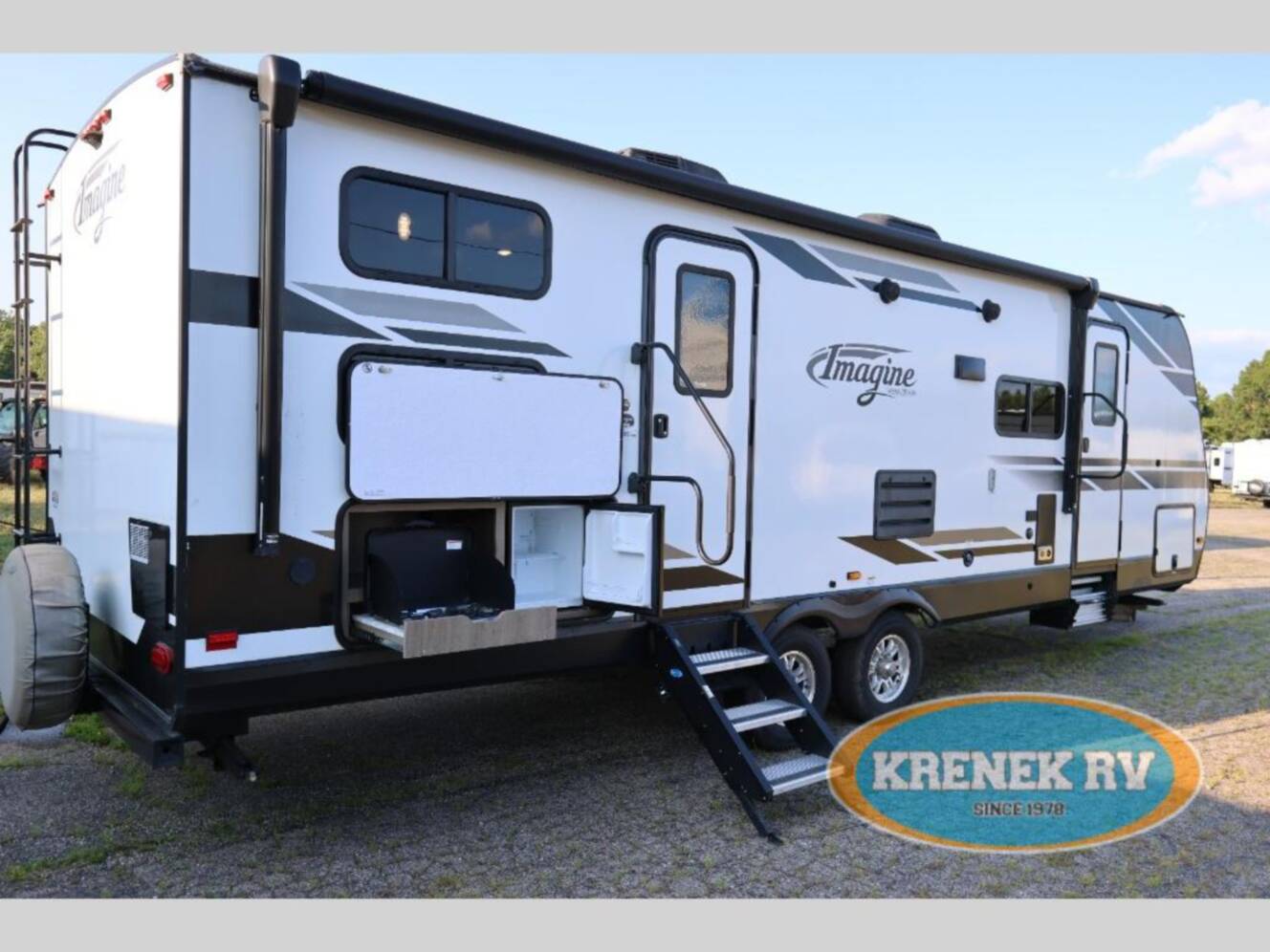 A photo of this 2020 Grand Design Imagine 2800BH