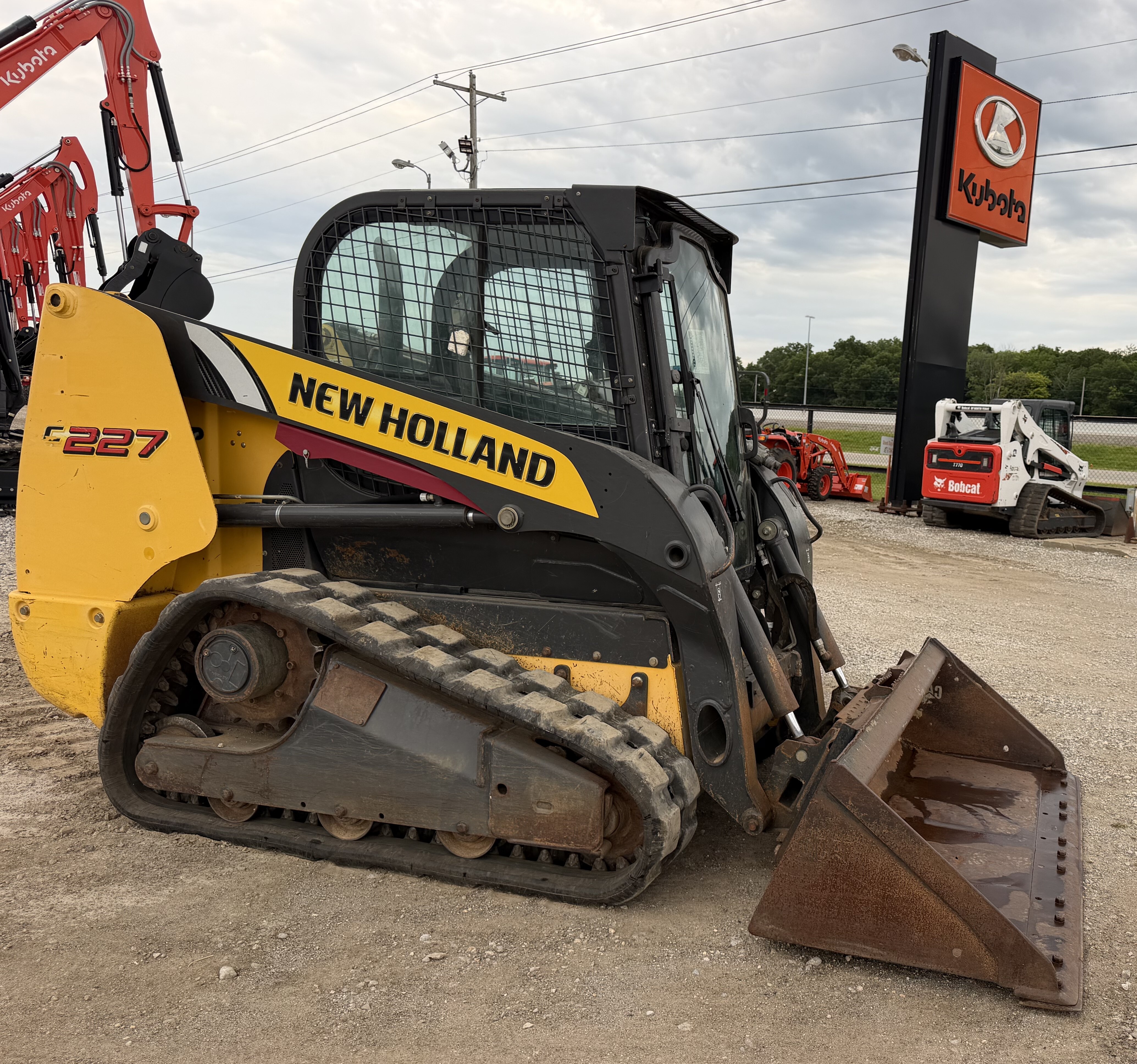2014 NEW HOLLAND C227 in Joplin, MO