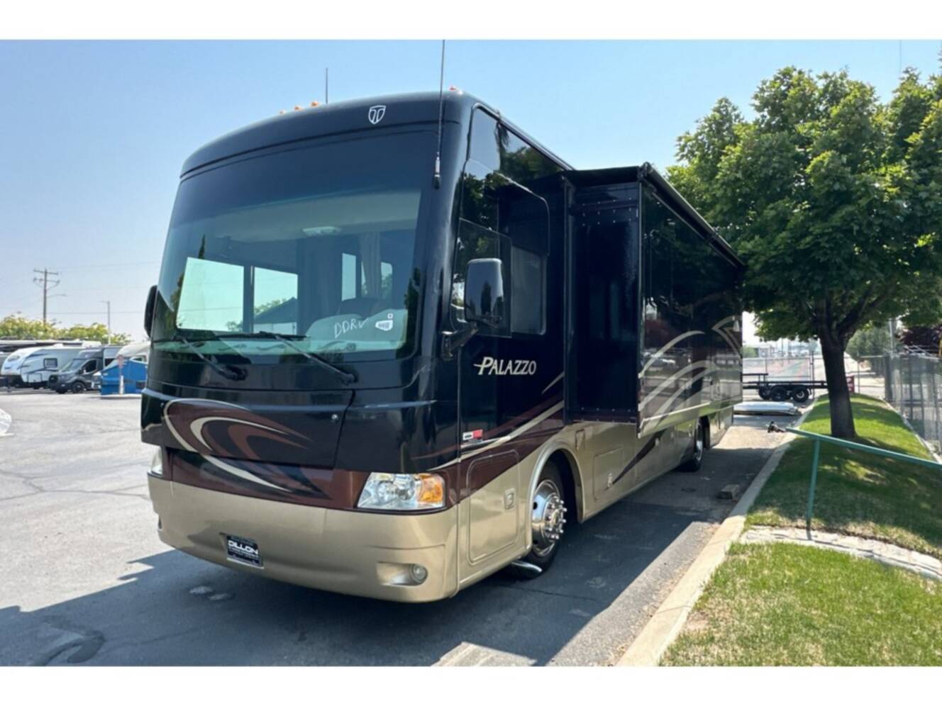 A photo of this 2015 Thor Motor Coach Palazzo 35.1