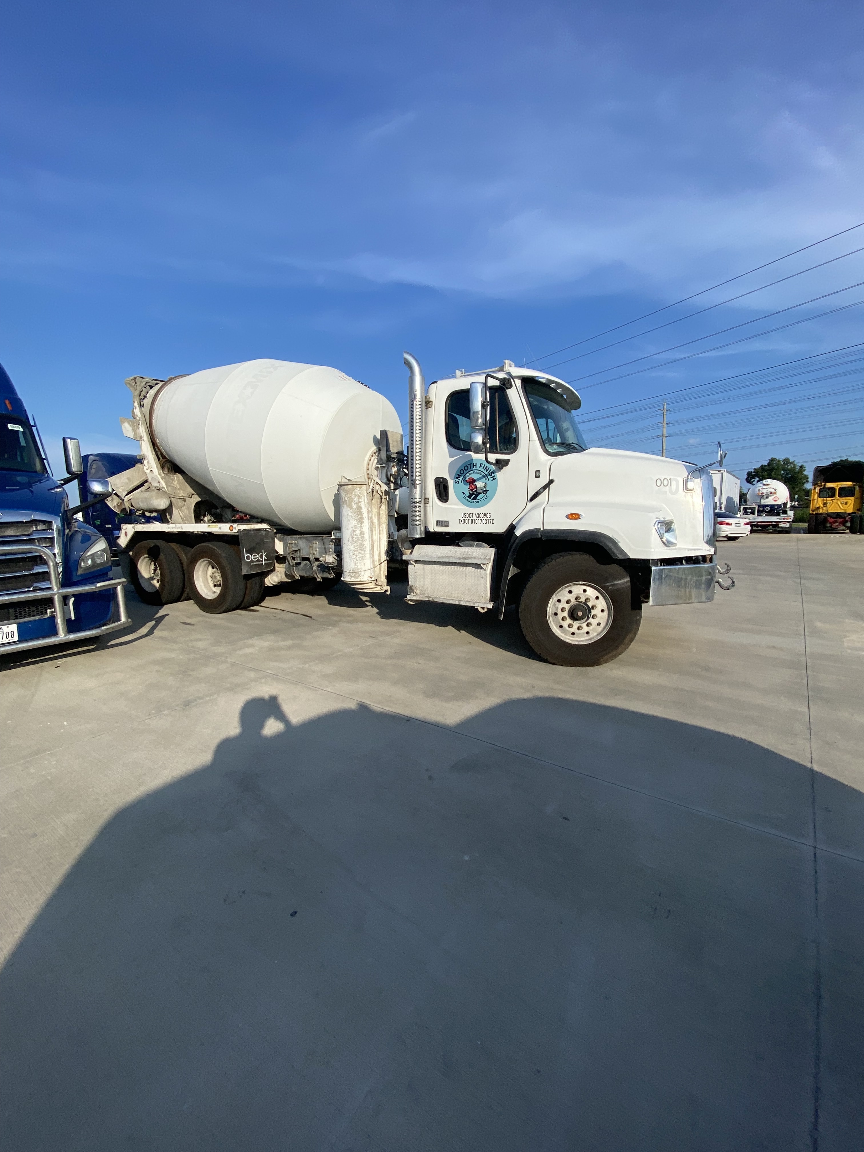 2019 FREIGHTLINER 114 SD in Laporte, TX