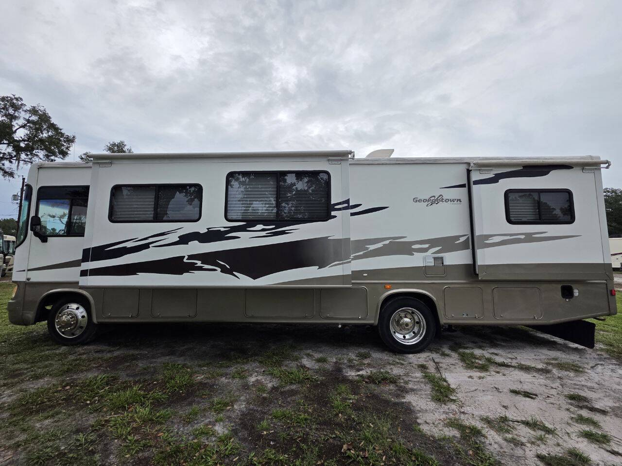 2006 Forest River Georgetown 340 in tampa FL
