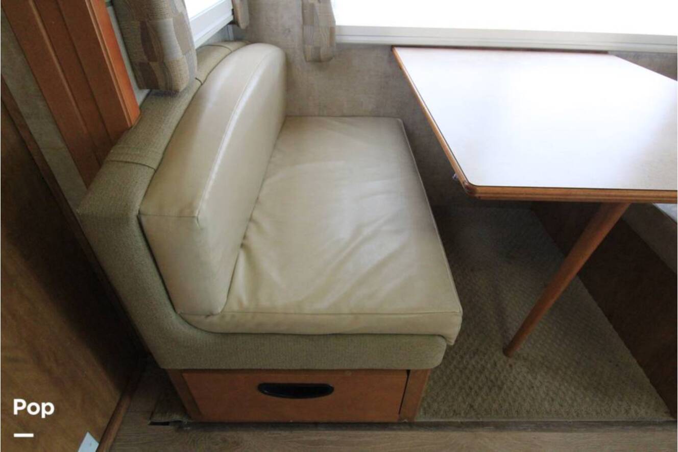 A photo of this 2007 Fleetwood Discovery 39S