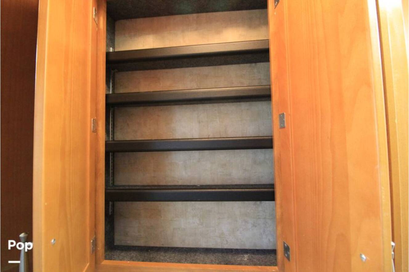 A photo of this 2007 Fleetwood Discovery 39S