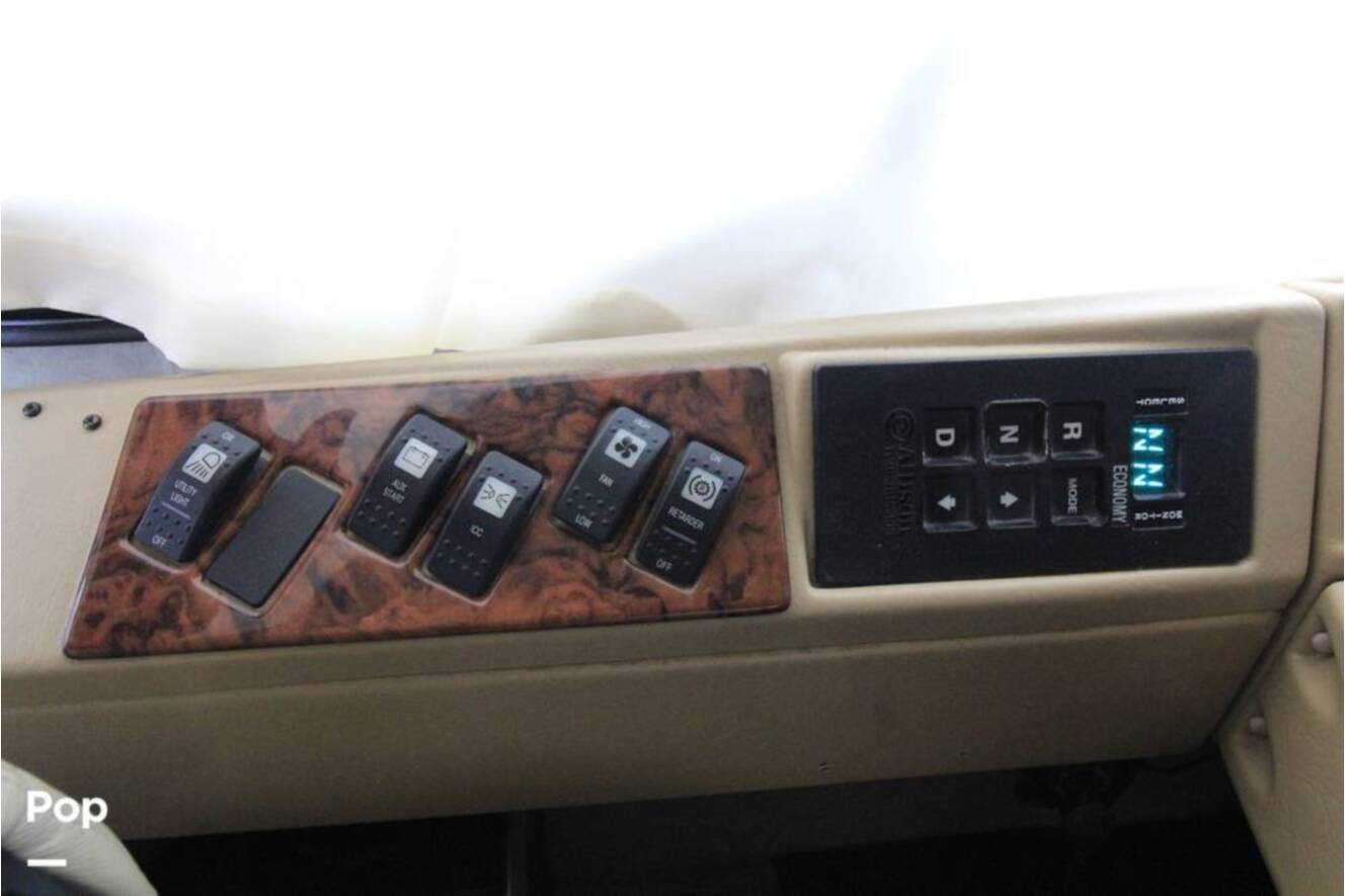 A photo of this 2007 Fleetwood Discovery 39S