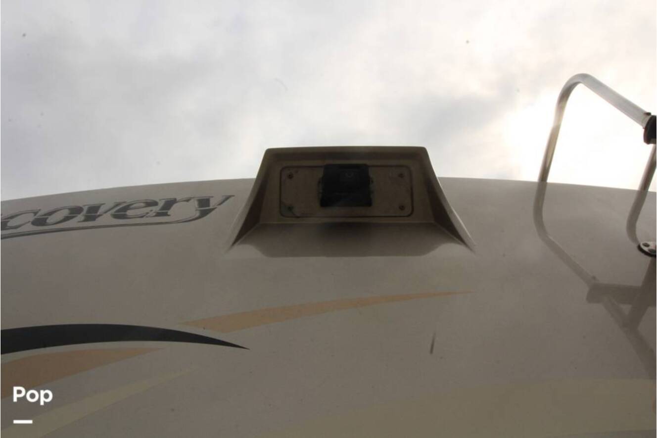 A photo of this 2007 Fleetwood Discovery 39S