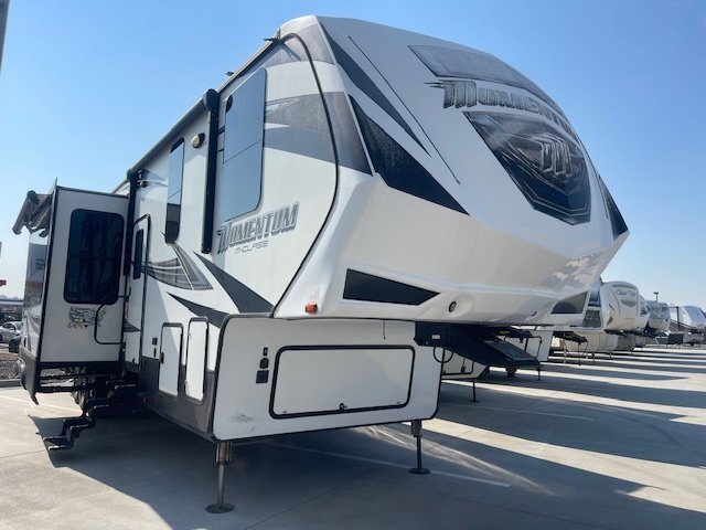 2017 Grand Design Momentum 395M in frederick CO