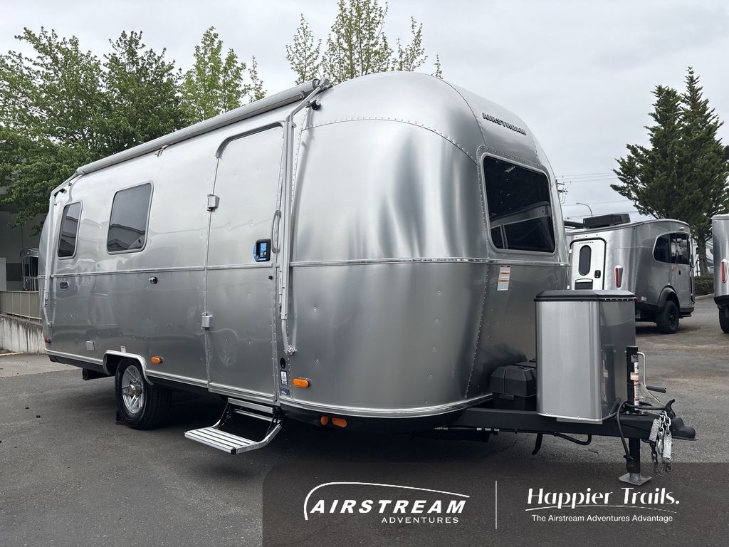 2026 Airstream World Traveler 22RB in milton WA
