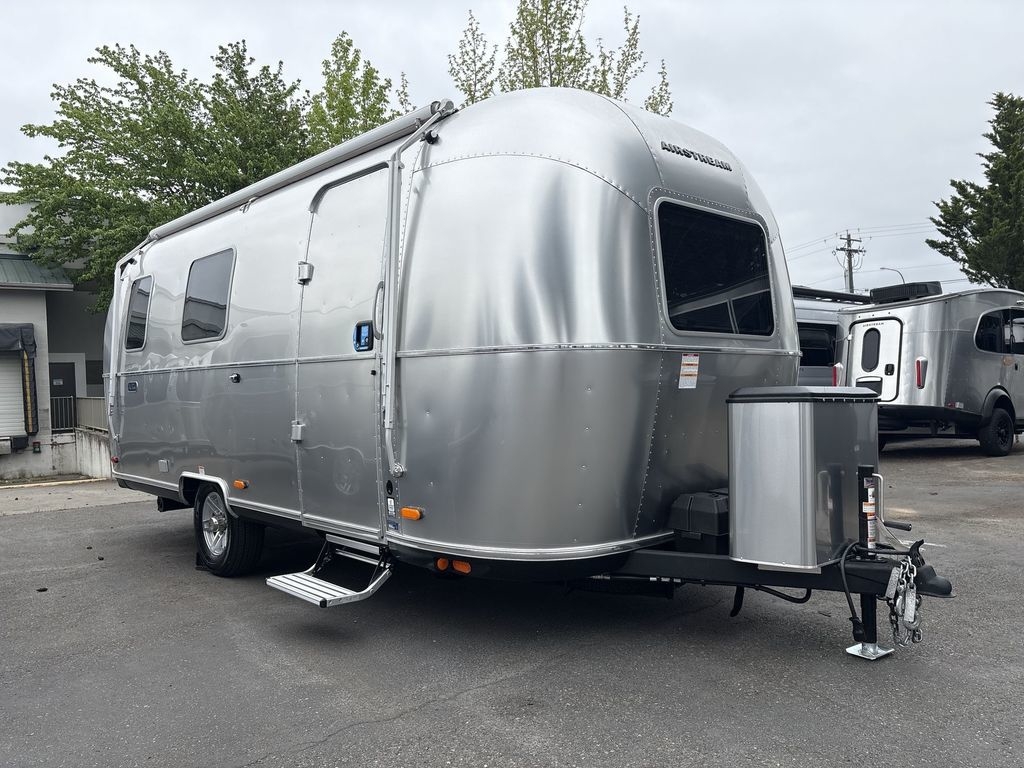 View more photos of this listing