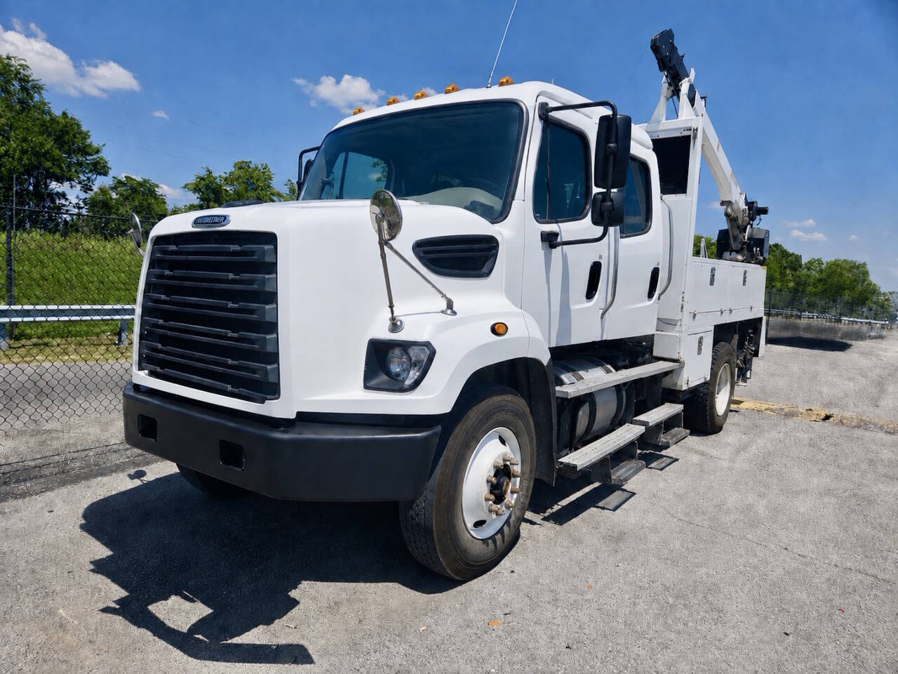 2014 FREIGHTLINER 108 SD in Becker, MN