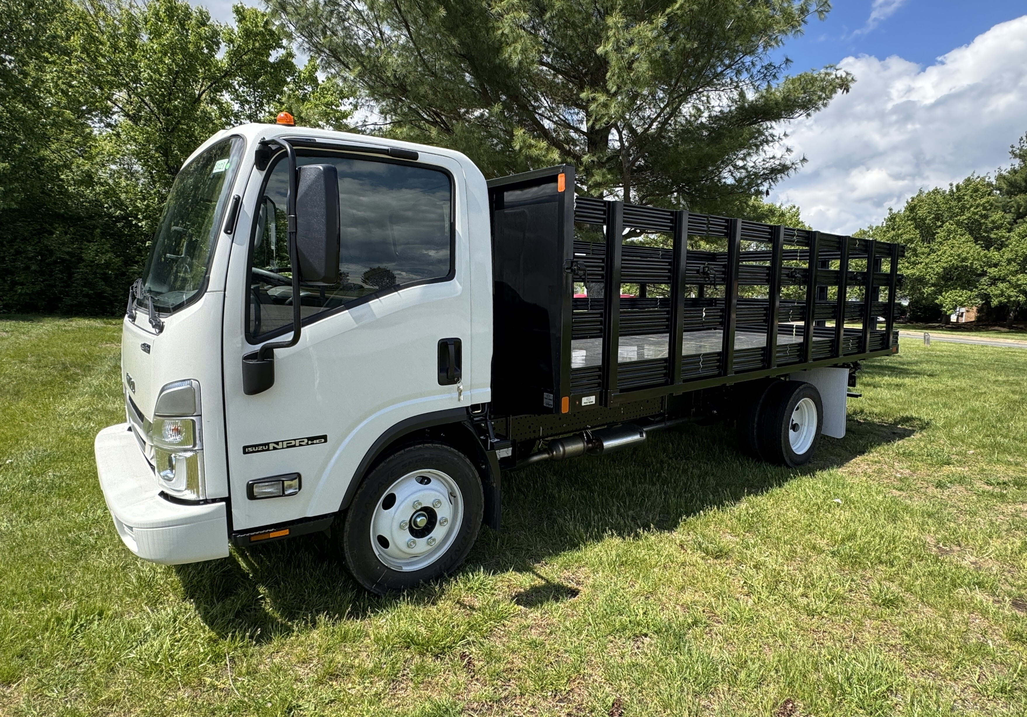 2026 Isuzu NPR HD GAS