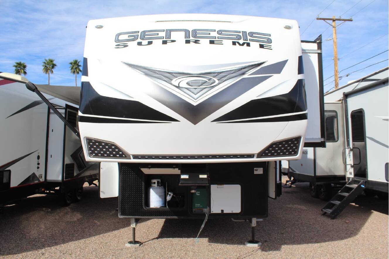 A photo of this 2024 Genesis Supreme GENESIS GCK405