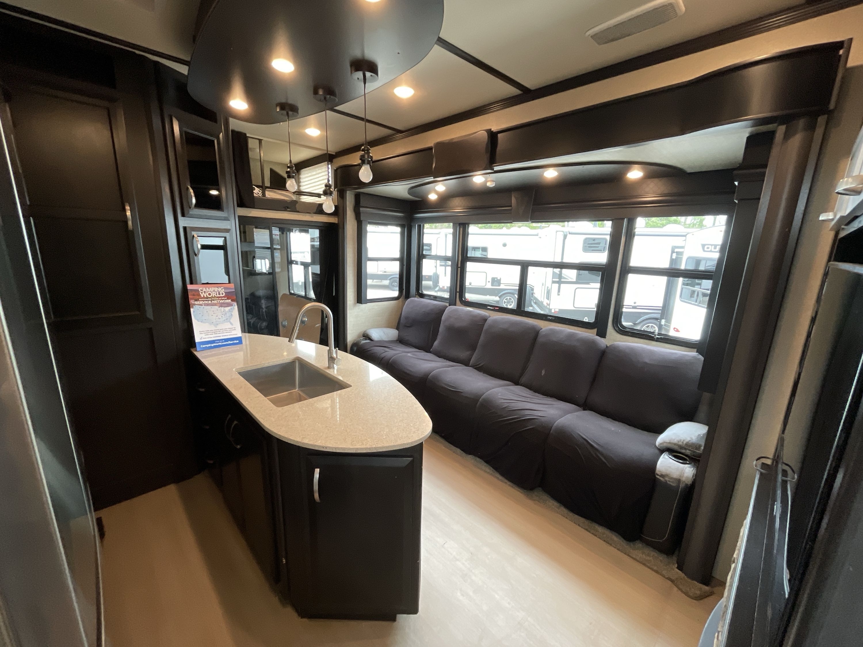 2017 Dutchmen VOLTAGE EPIC SERIES 3990 EPIC 3990 in tyler TX