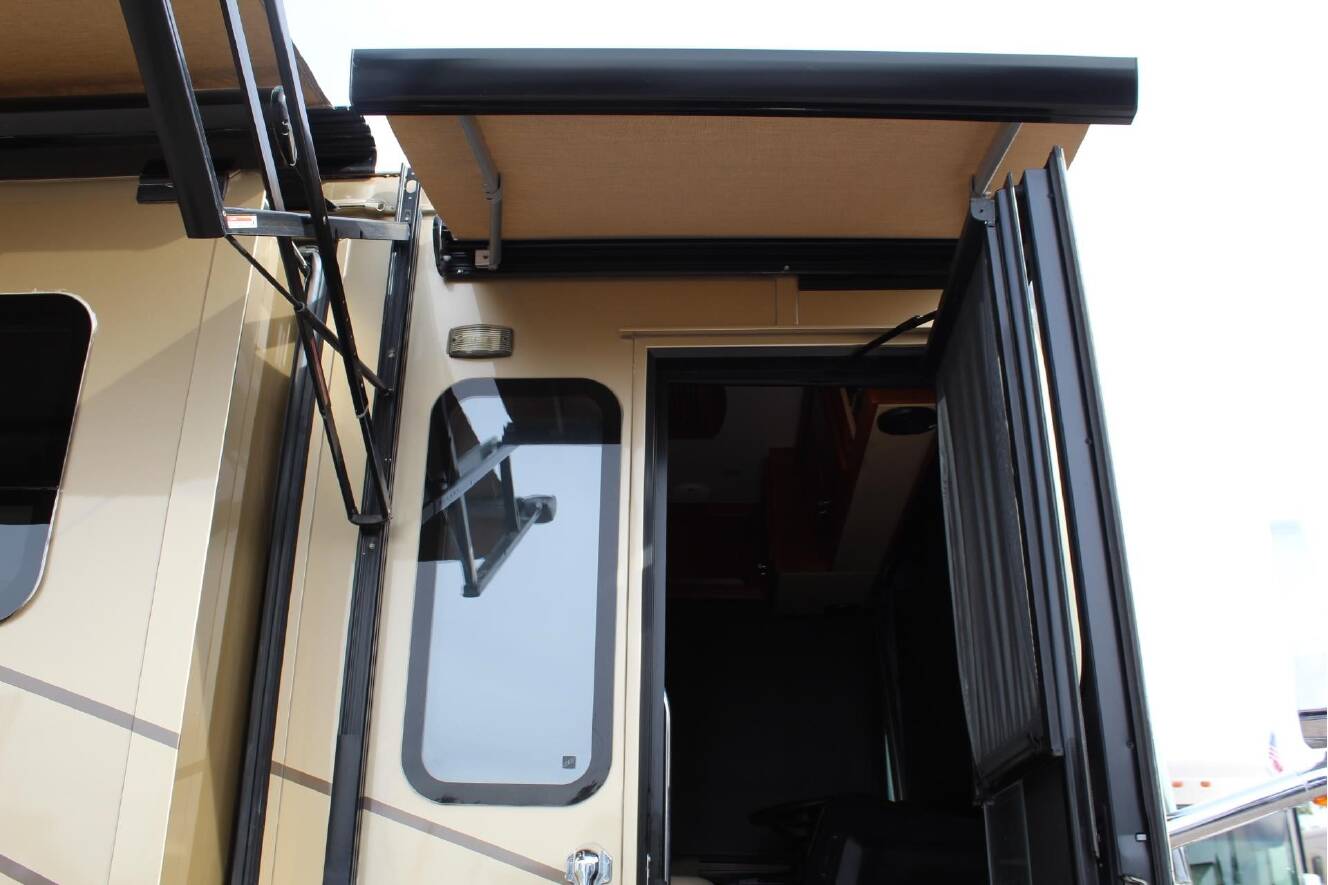 A photo of this 2016 Newmar VENTANA 3427