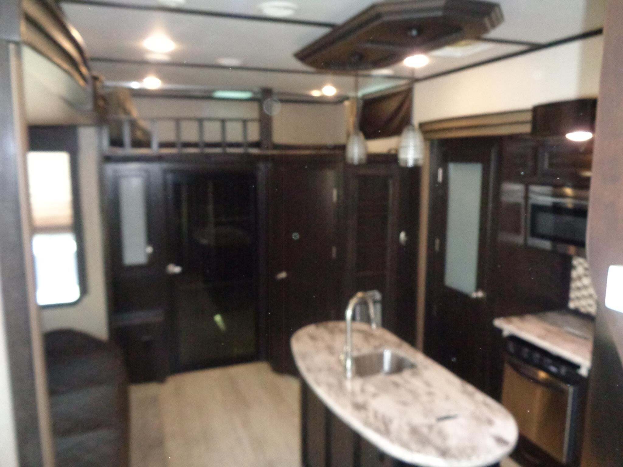 2015 Grand Design MOMENTUM 385TH in pahrump NV