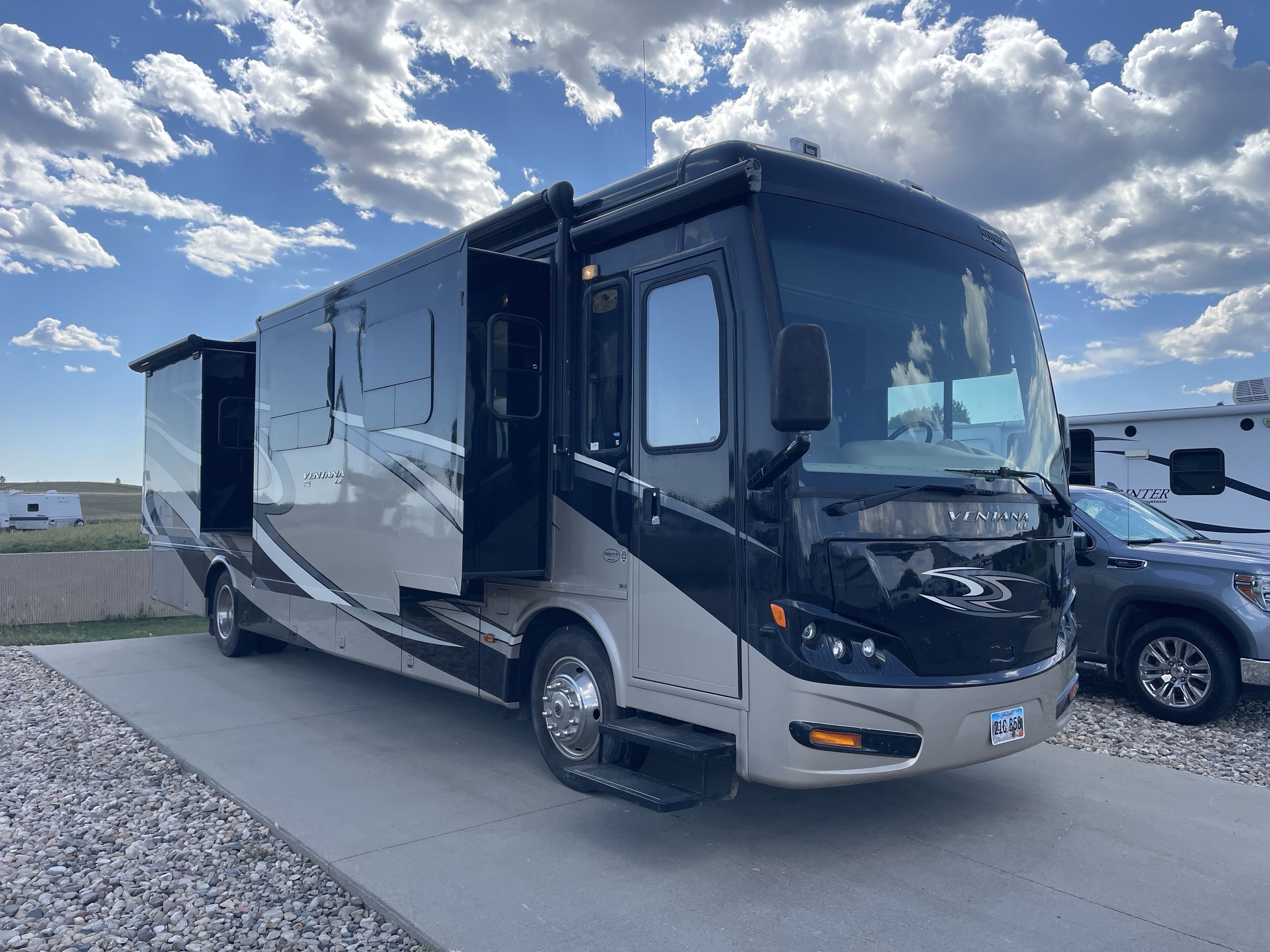 2015 Newmar VENTANA LE 3812 in summerset SD