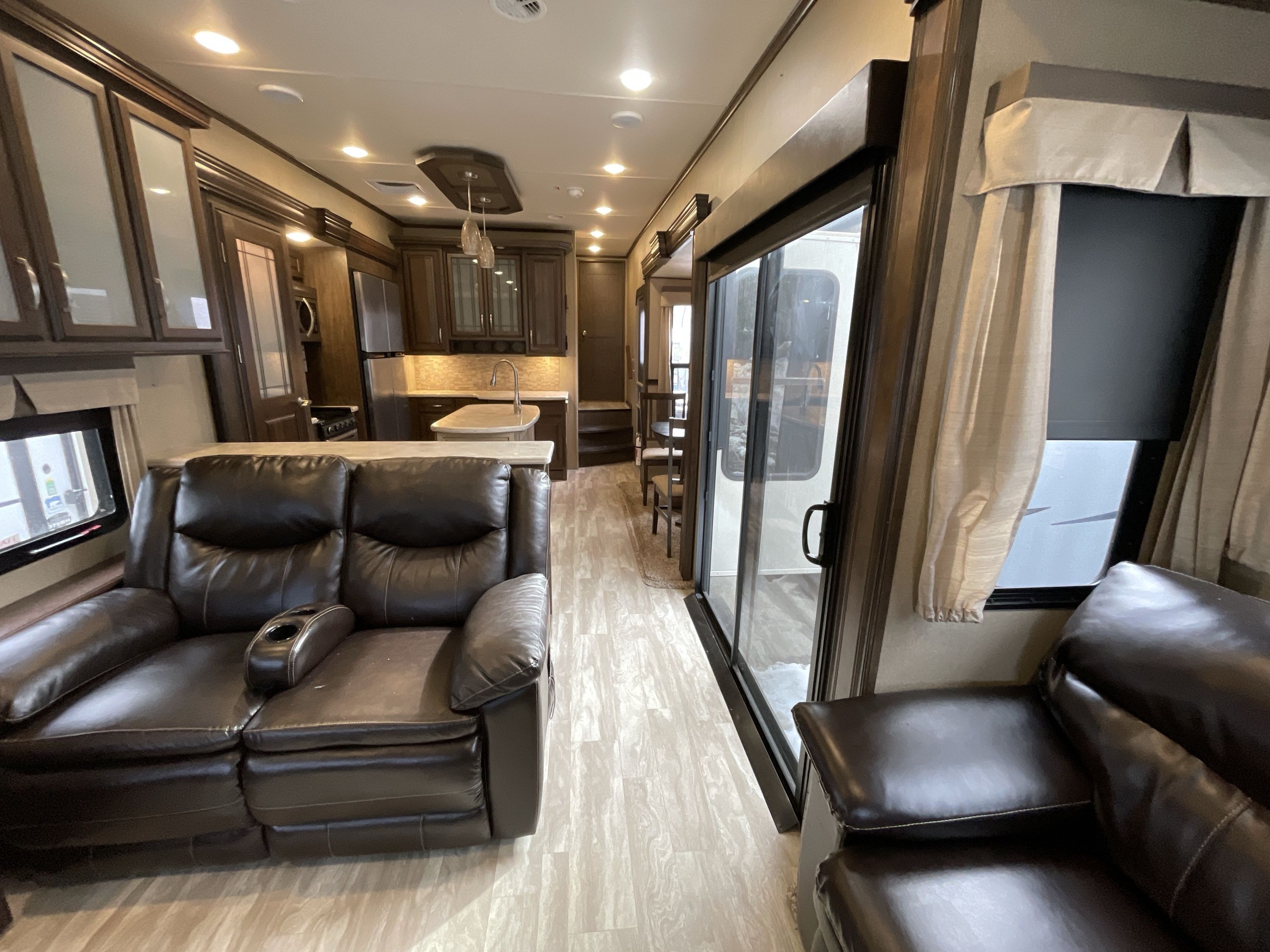 2017 Grand Design SOLITUDE 375RE in chichester NH