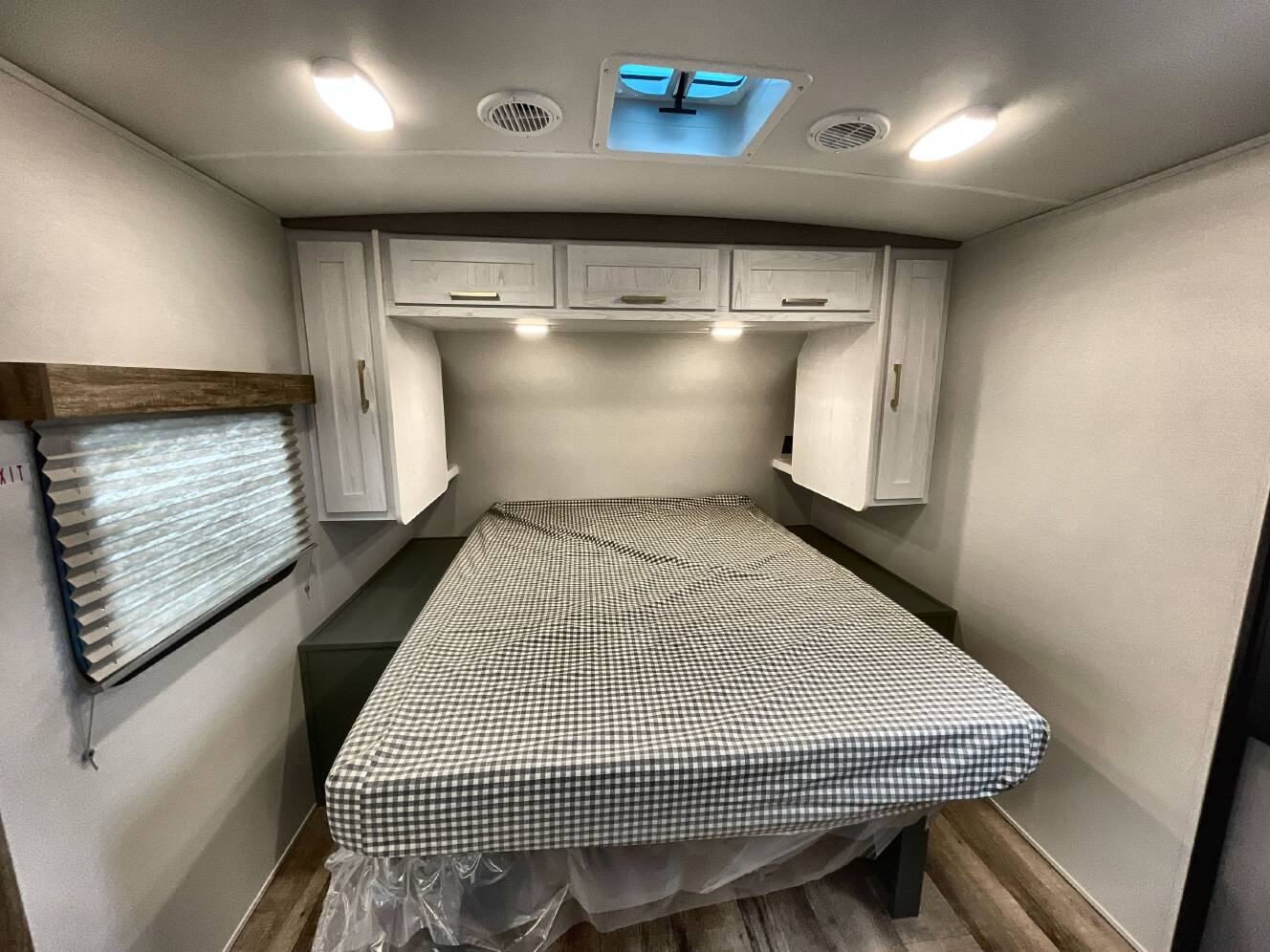 A photo of this 2024 Heartland EDDIE BAUER 223RK-L