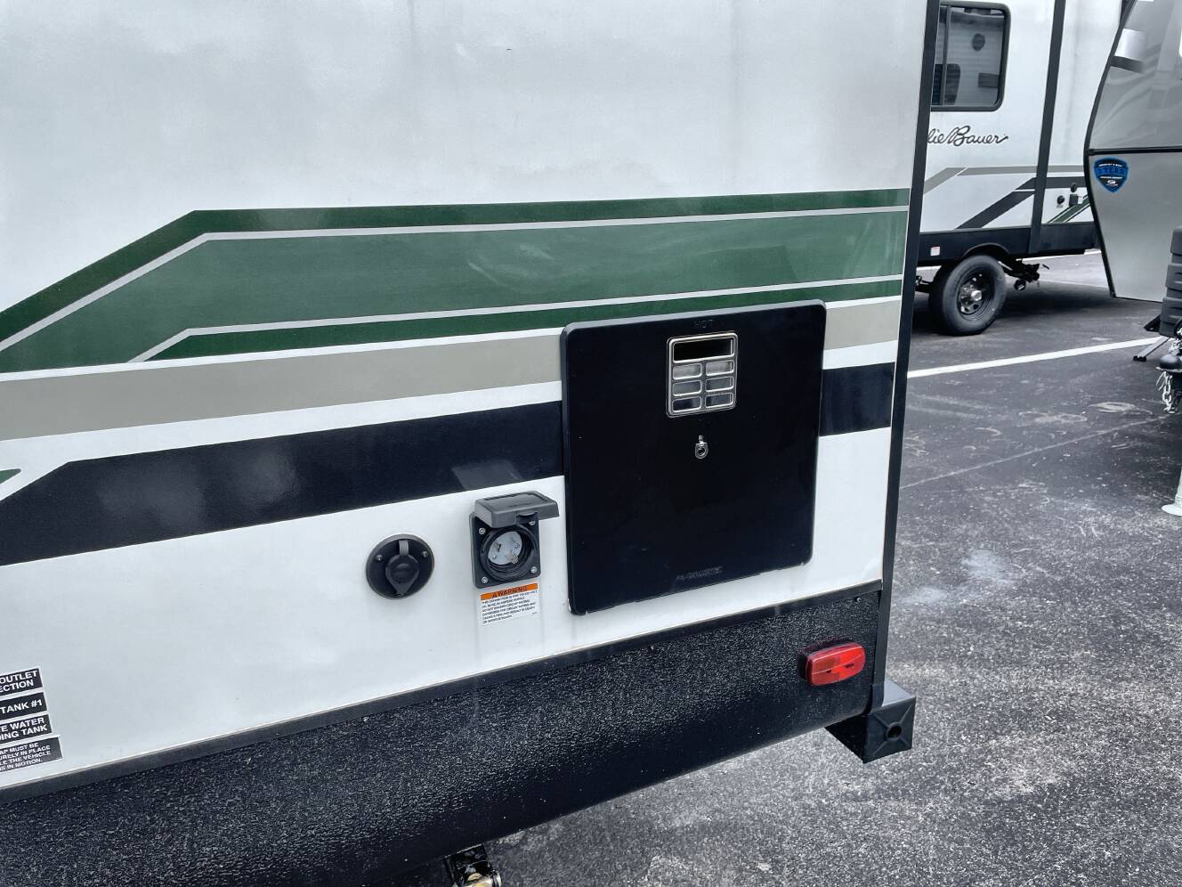 A photo of this 2024 Heartland EDDIE BAUER 223RK-L
