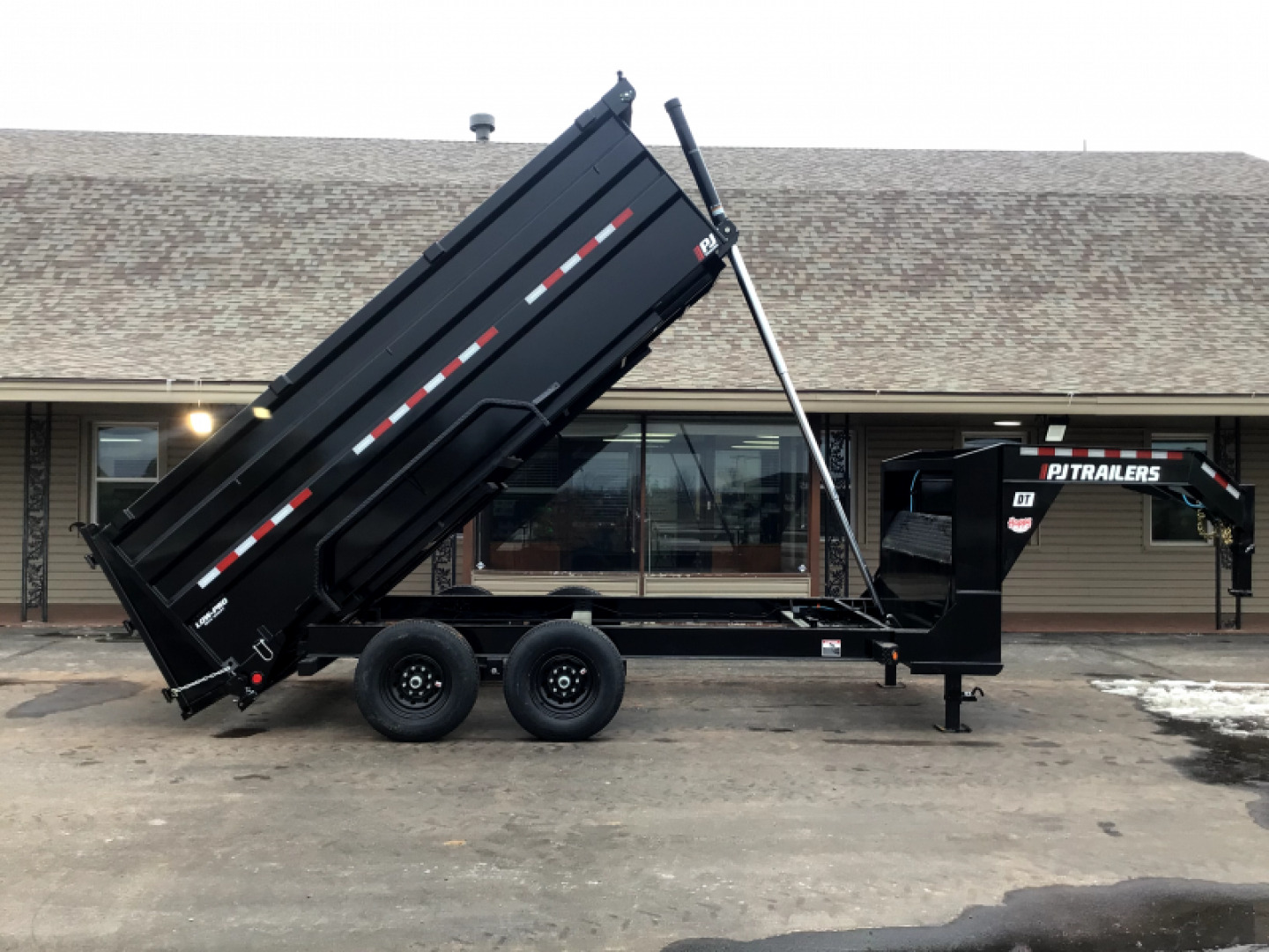 2025 PJ Trailers DT in Norman, OK