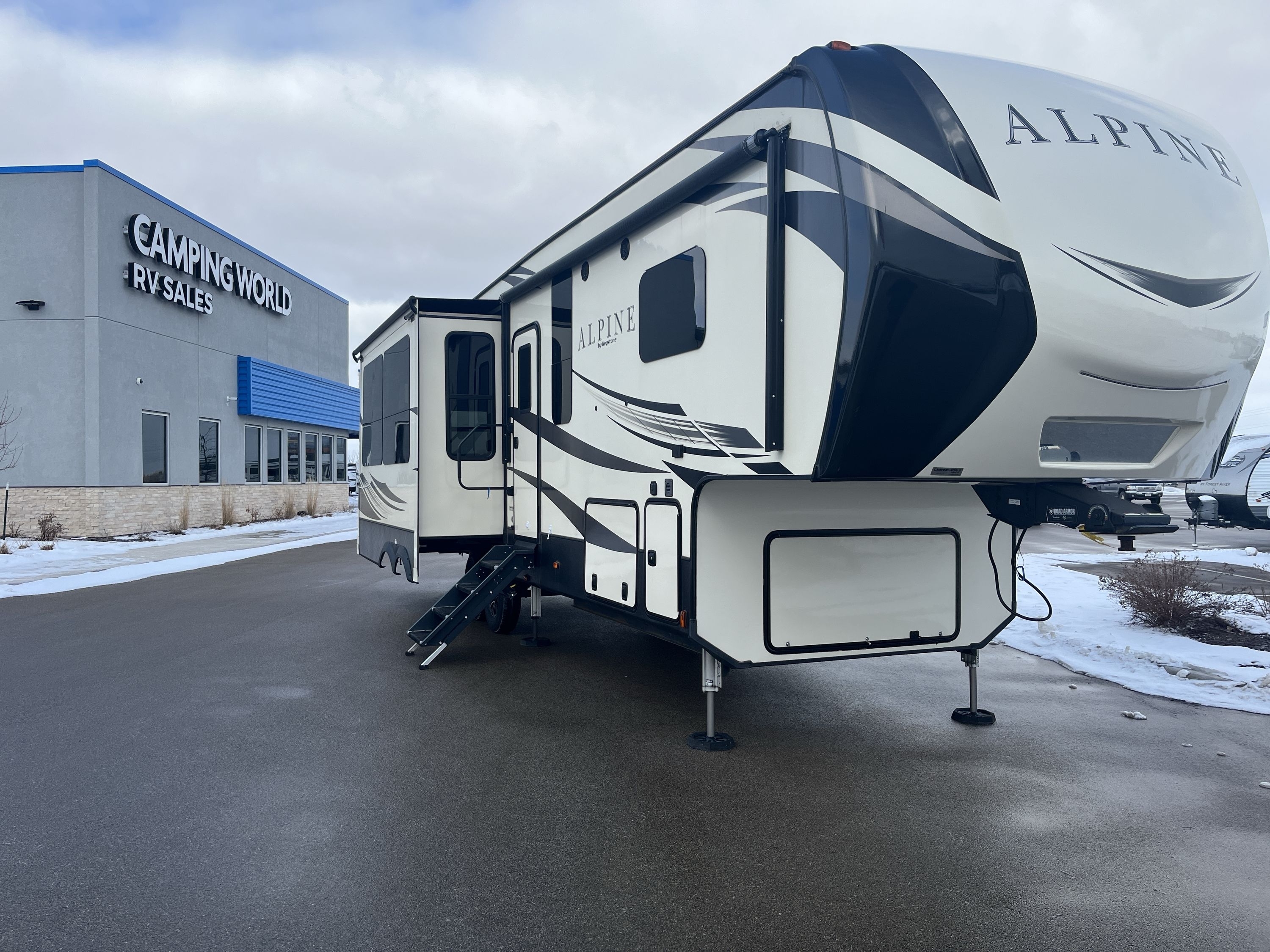 2020 Keystone ALPINE 3450GK in newport news VA