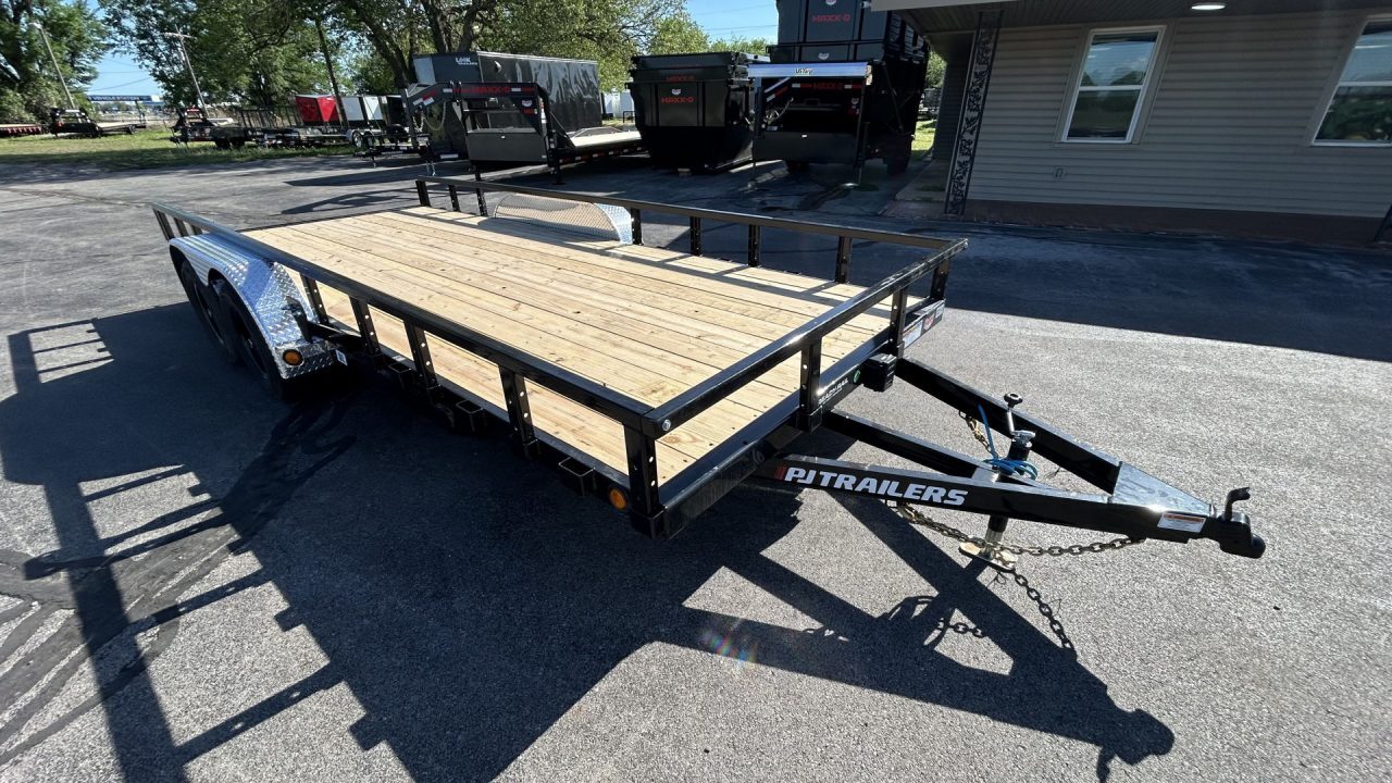 2025 PJ Trailers UL in Norman, OK