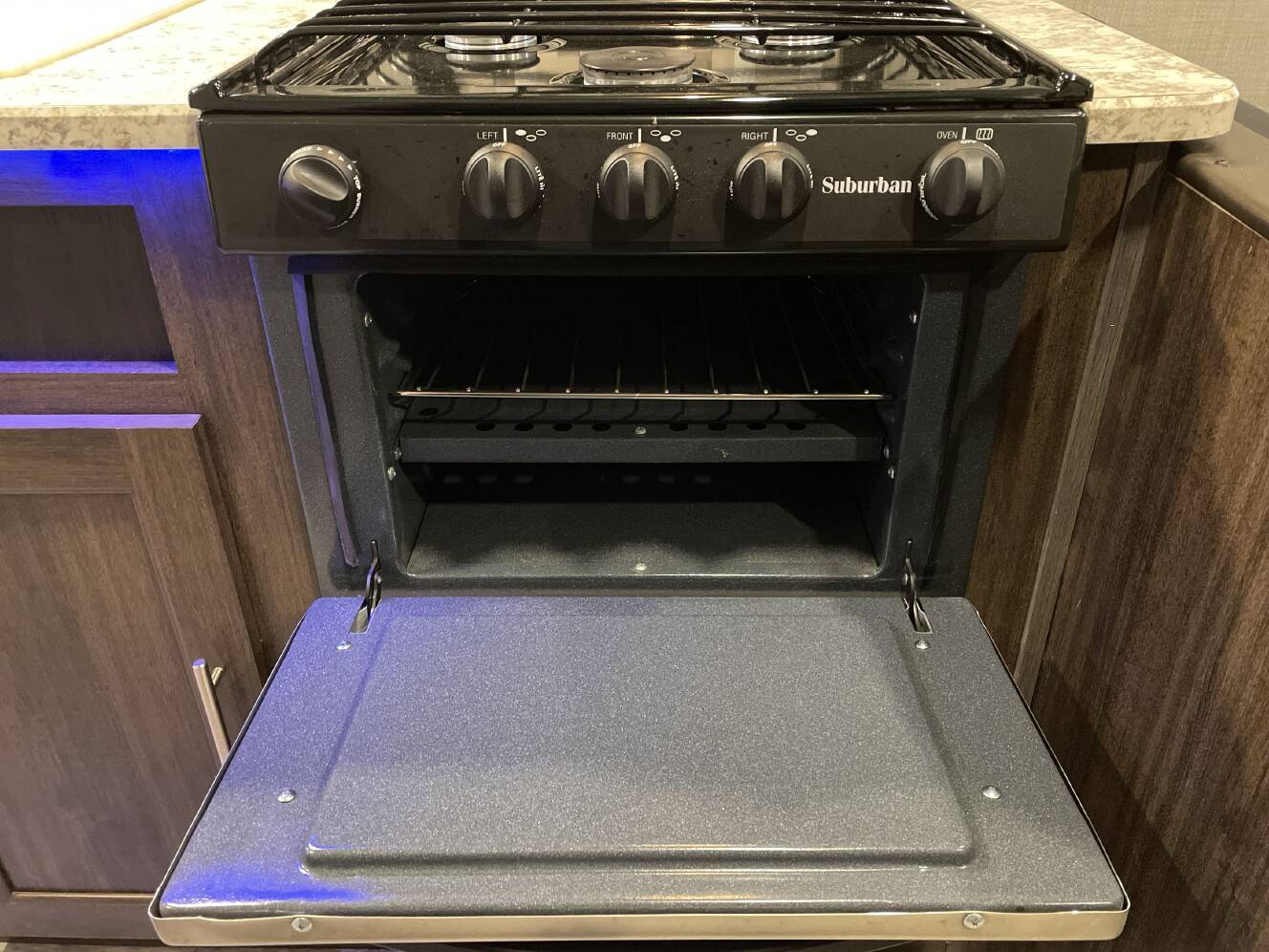 A photo of this 2019 Crossroads ZINGER 211RD