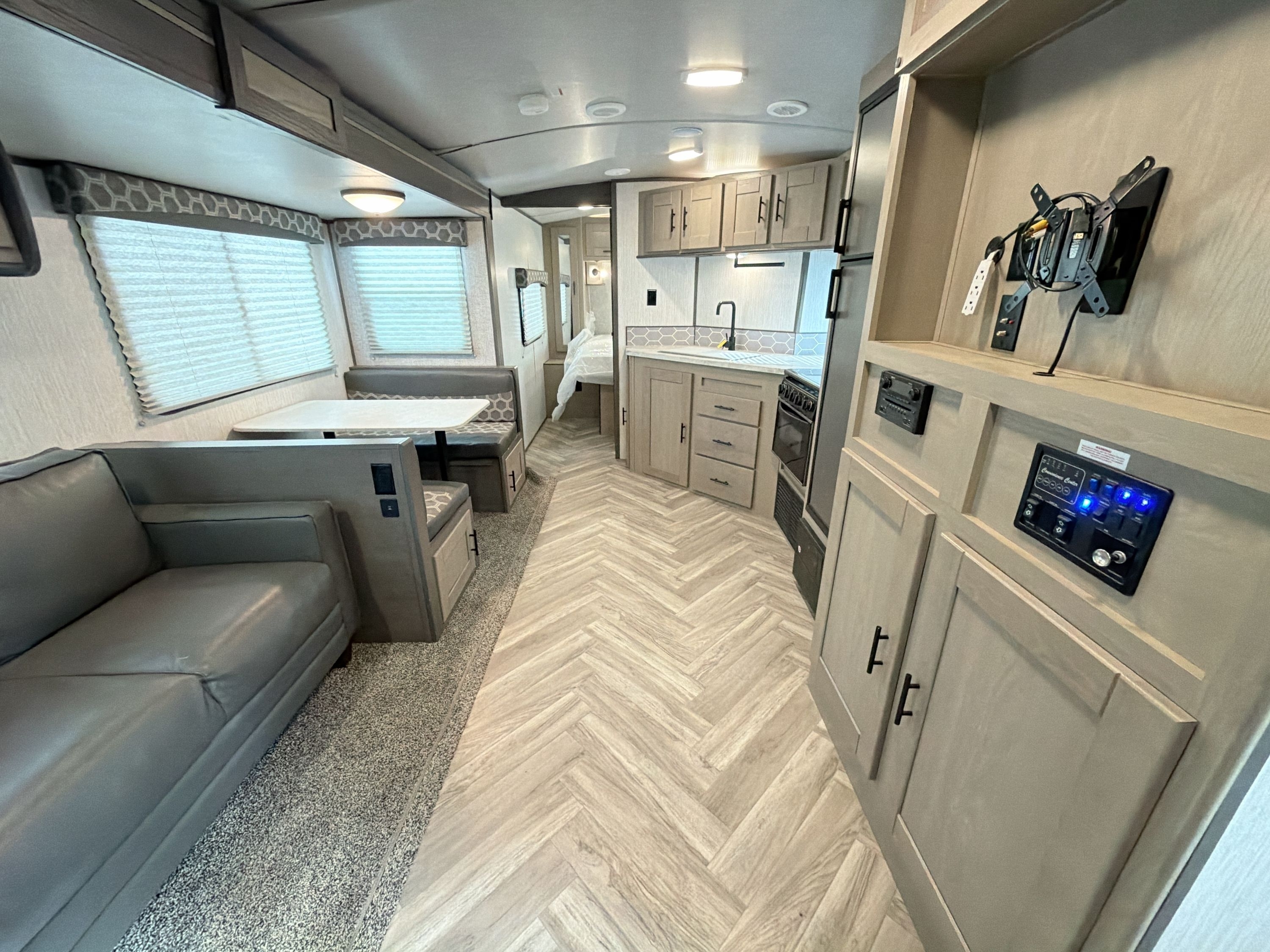 2021 Cruiser Rv SHADOW CRUISER 260RBS in longmont CO
