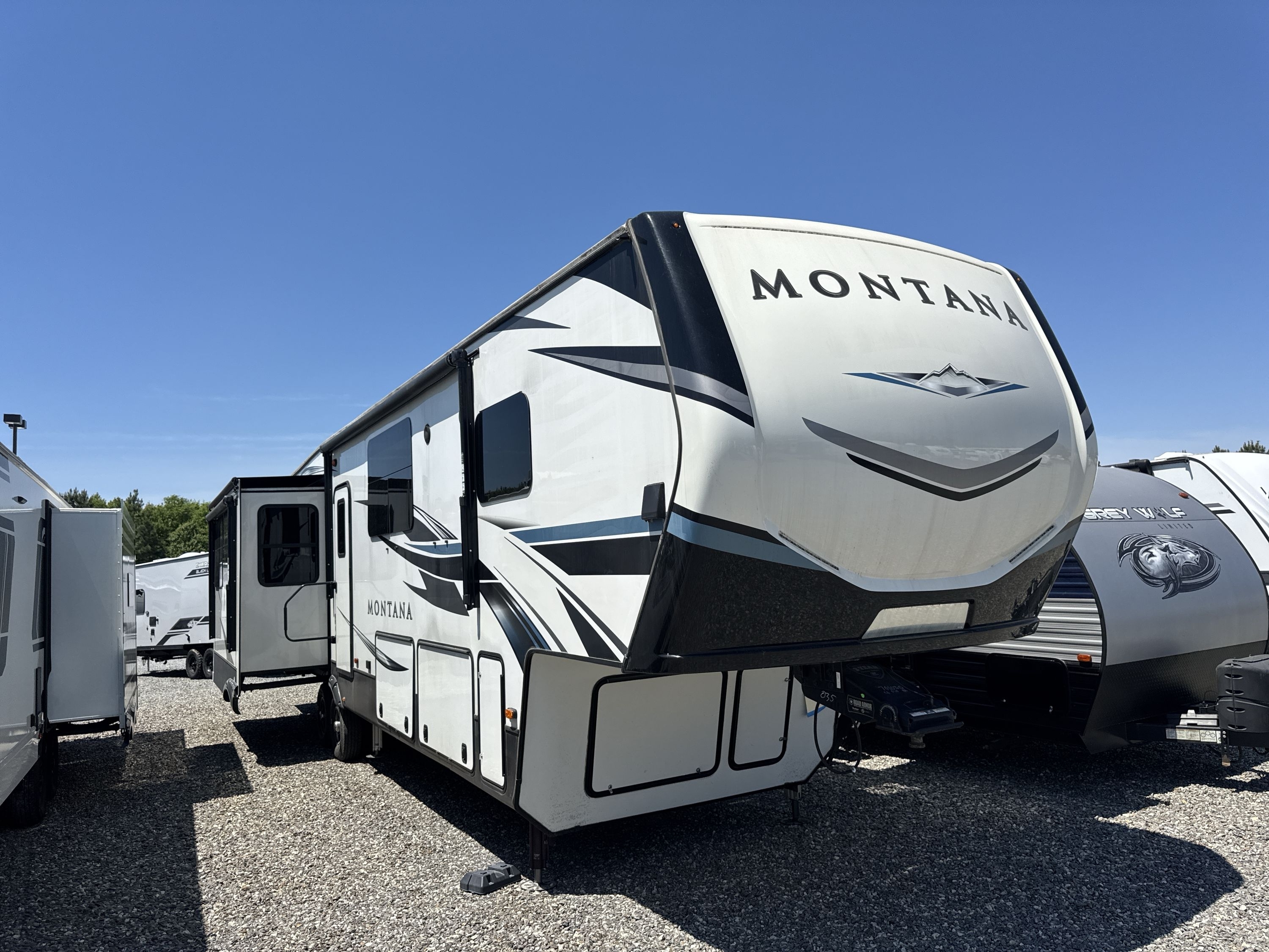2021 Keystone MONTANA 3855BR in ashland VA