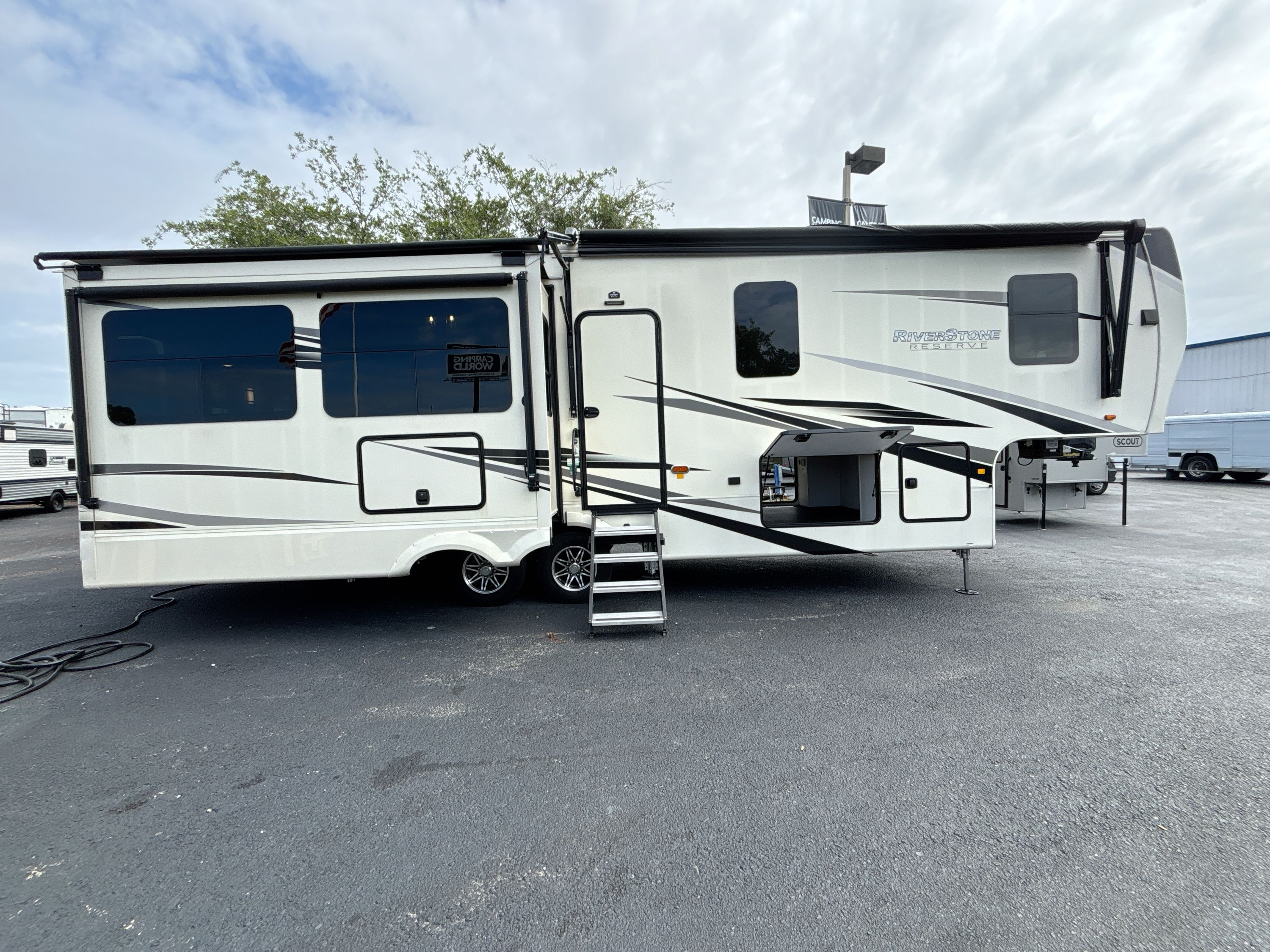 View more photos of this listing