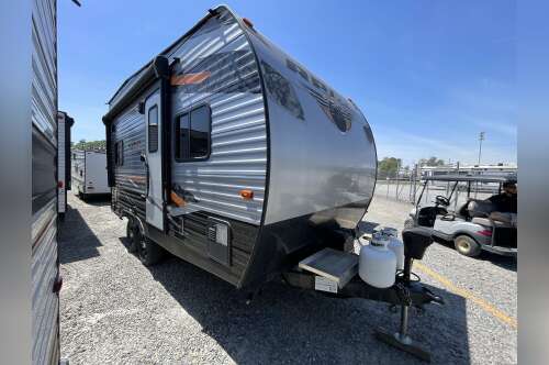 2021 Chinook RPM EXTREME 18FKLE in thornburg VA