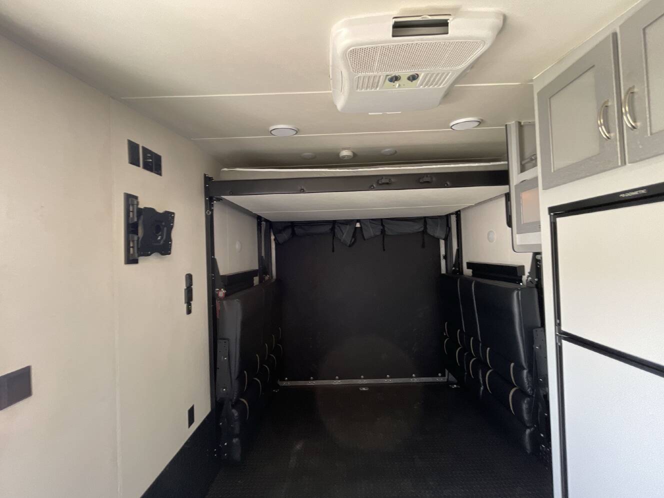 A photo of this 2021 Chinook RPM EXTREME 18FKLE