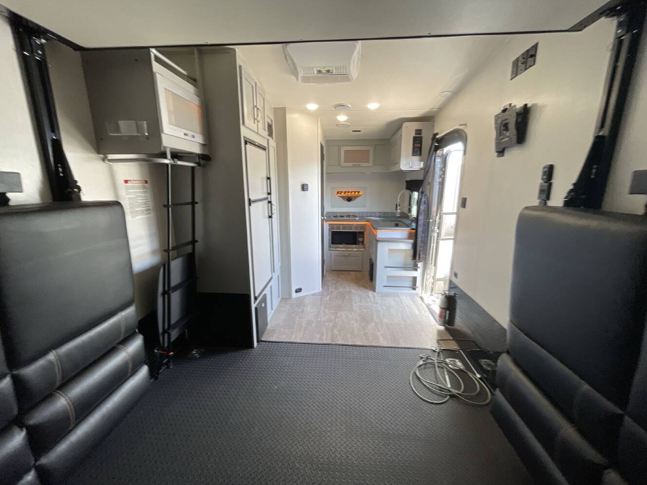 A photo of this 2021 Chinook RPM EXTREME 18FKLE