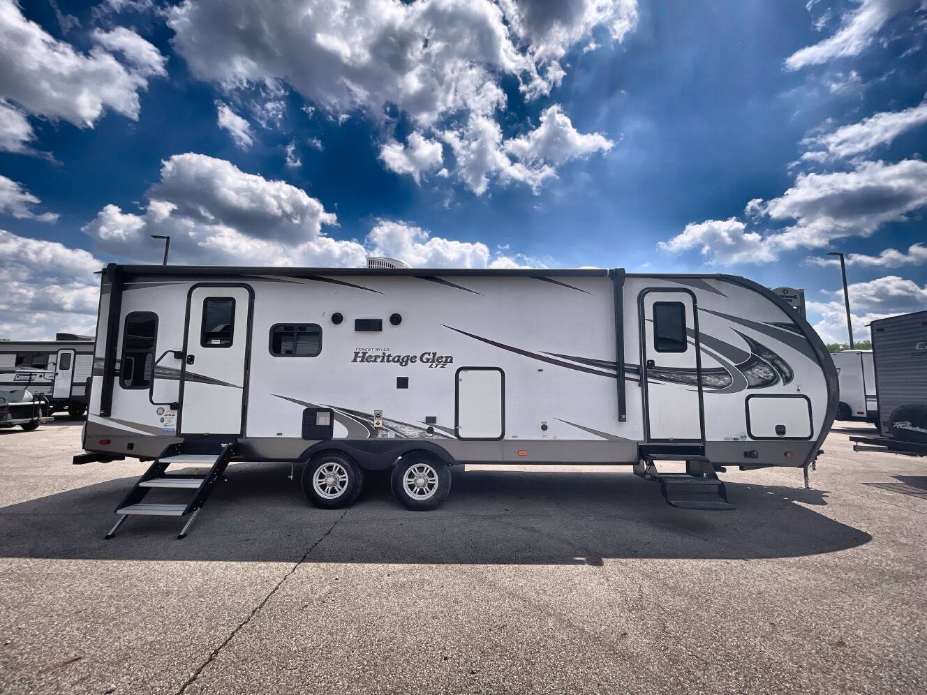 A photo of this 2019 Forest River WILDWOOD HERITAGE GLEN 269RL