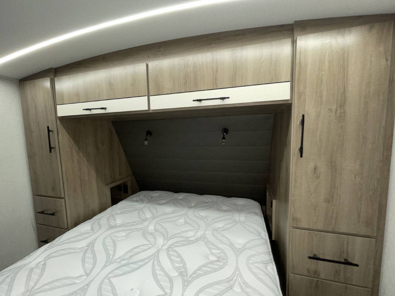 A photo of this 2025 Grand Design IMAGINE 2970RL