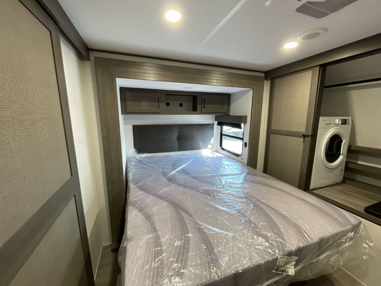 A photo of this 2026 Grand Design TRANSCEND 335BHT
