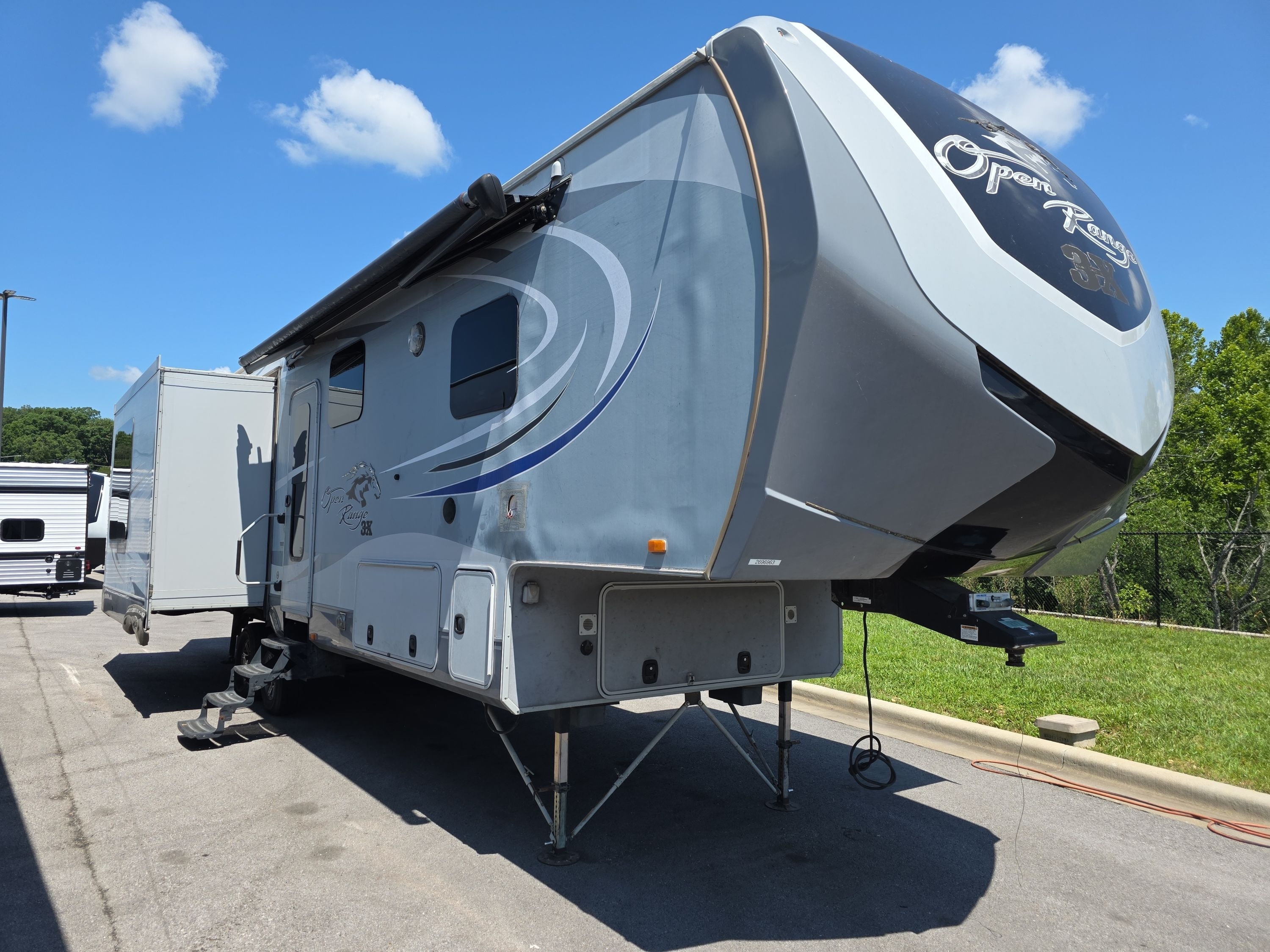 2016 Highland Ridge OPEN RANGE 3X 349RLS in branson MO
