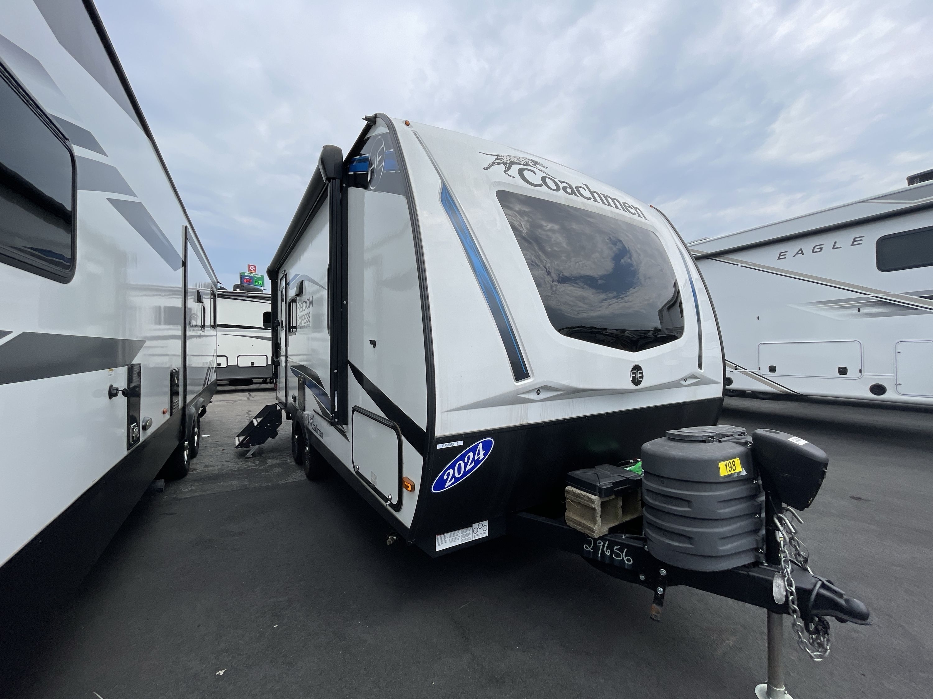2024 Coachmen FREEDOM EXPRESS ULTRA LITE 192RBS RV