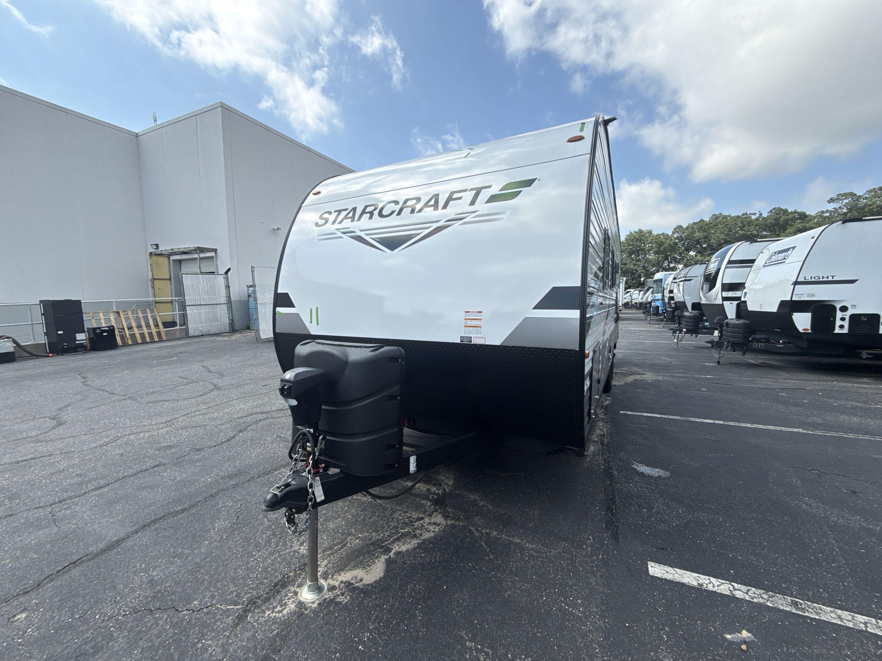 2023 Starcraft AUTUMN RIDGE 26BH RV