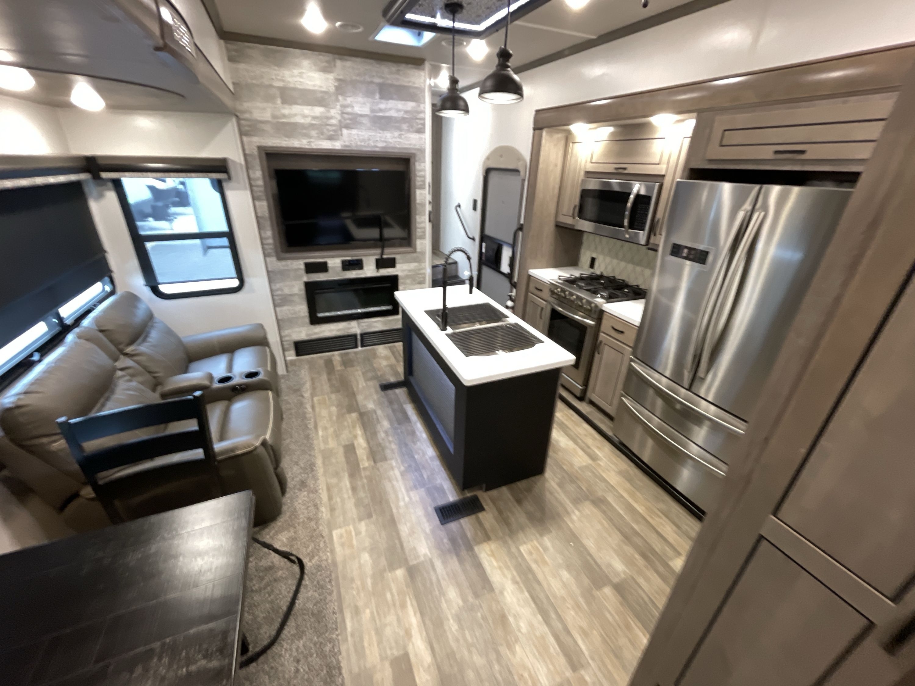 2021 Forest River CEDAR CREEK 355LF in wentzville MO
