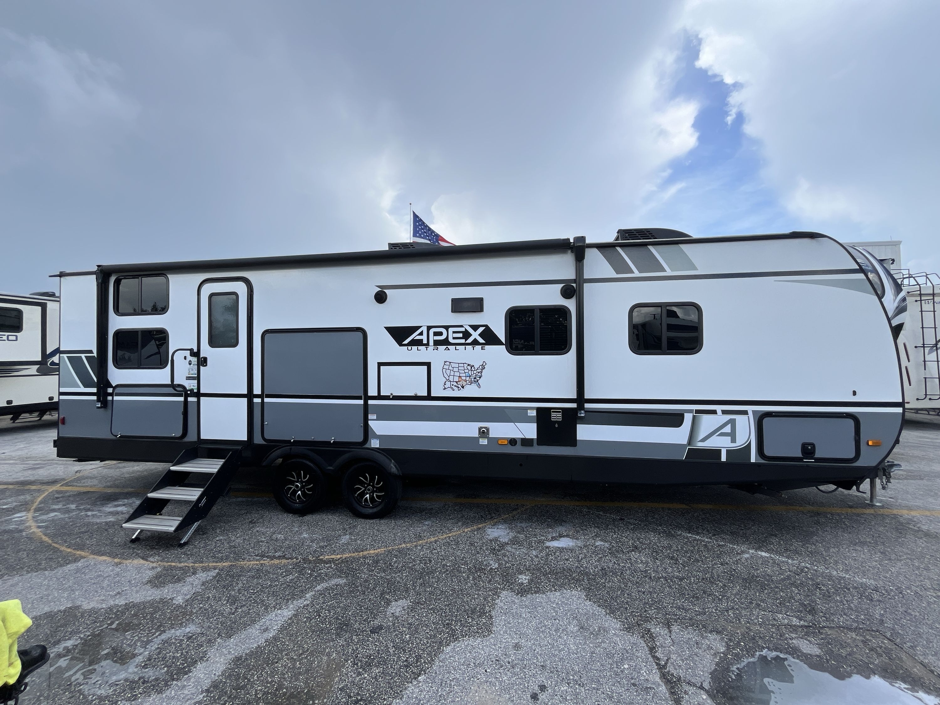 2023 Coachmen APEX ULTRA-LITE 284BHSS in clermont FL