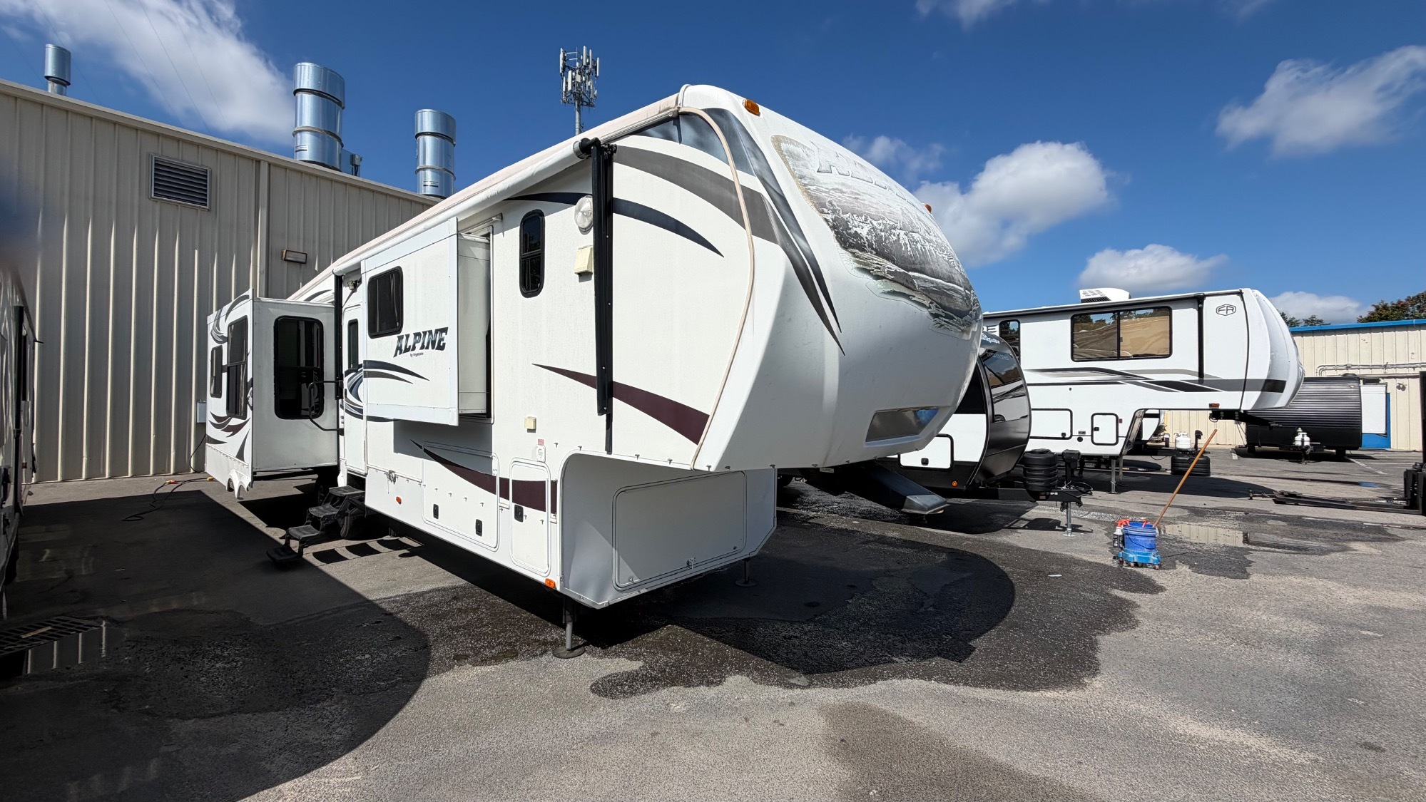 2013 Keystone ALPINE 3720FB in garner NC
