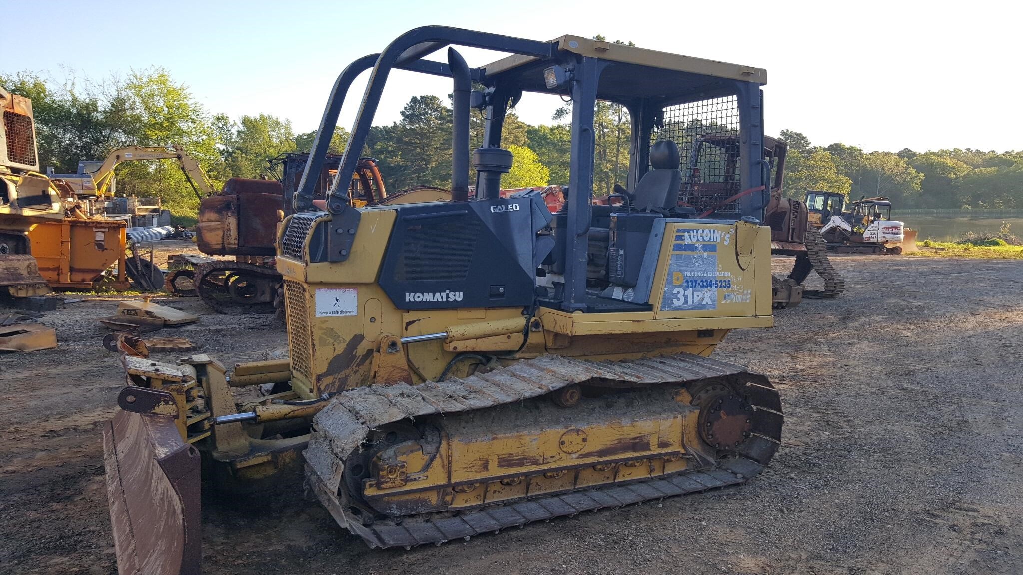 KOMATSU D31PX-21A in Hughes Springs, TX