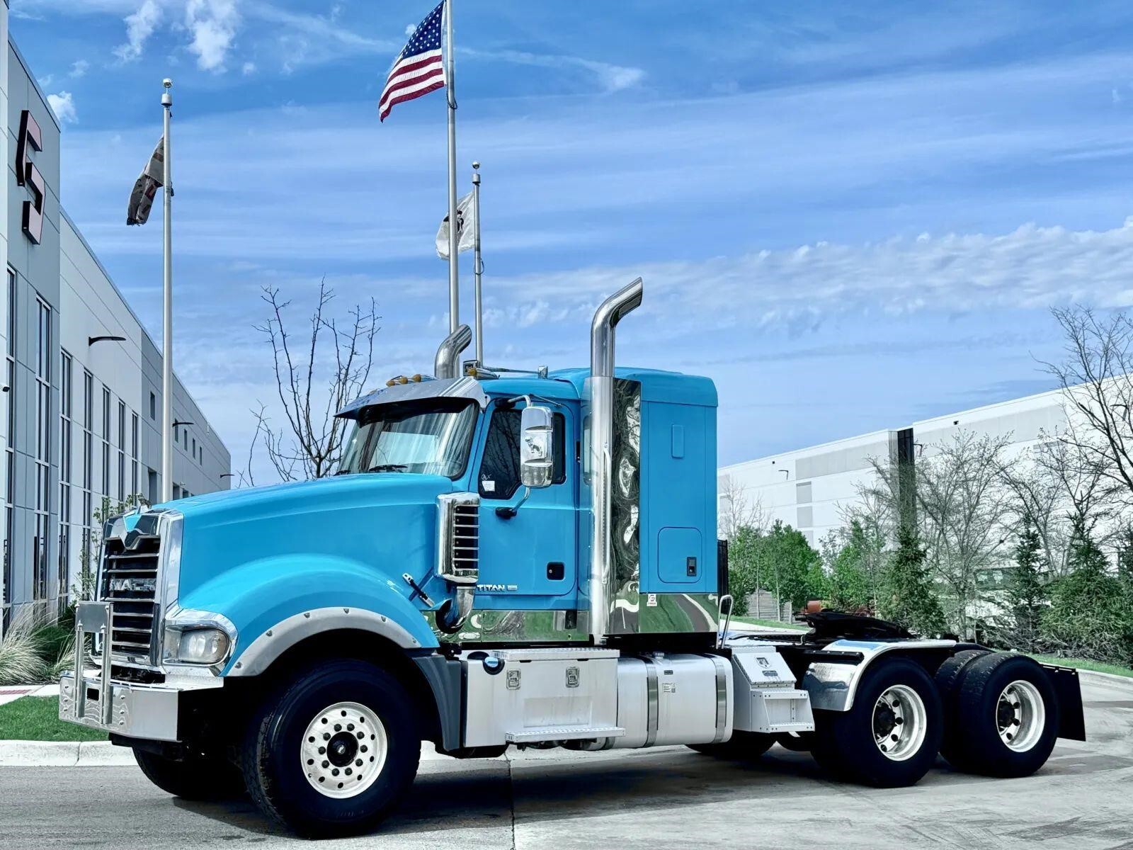 2016 MACK TITAN TD713 in New Lenox, IL
