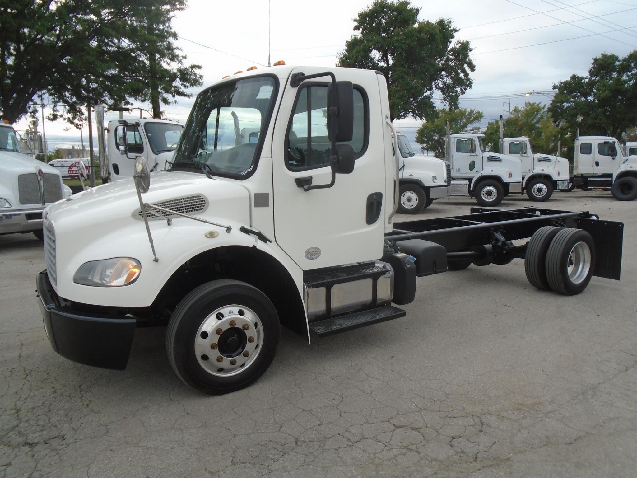 2015 FREIGHTLINER BUSINESS CLASS M2 106 in Kansas City, KS