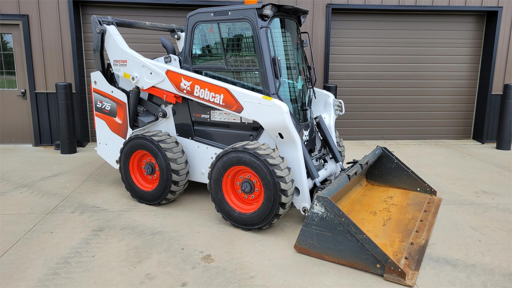 2021 BOBCAT S76 in Gary, SD