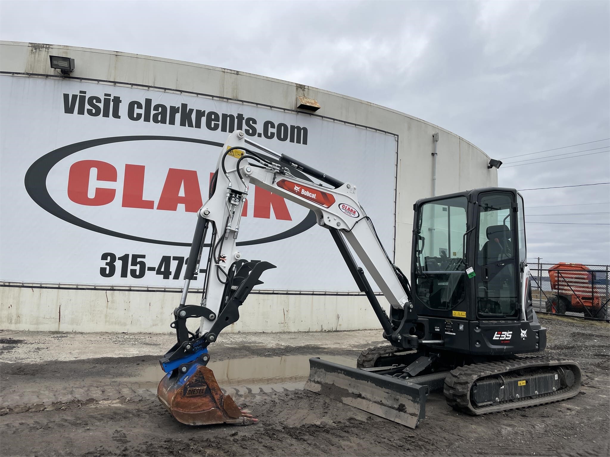 2023 BOBCAT E35R2 in Canastota, NY