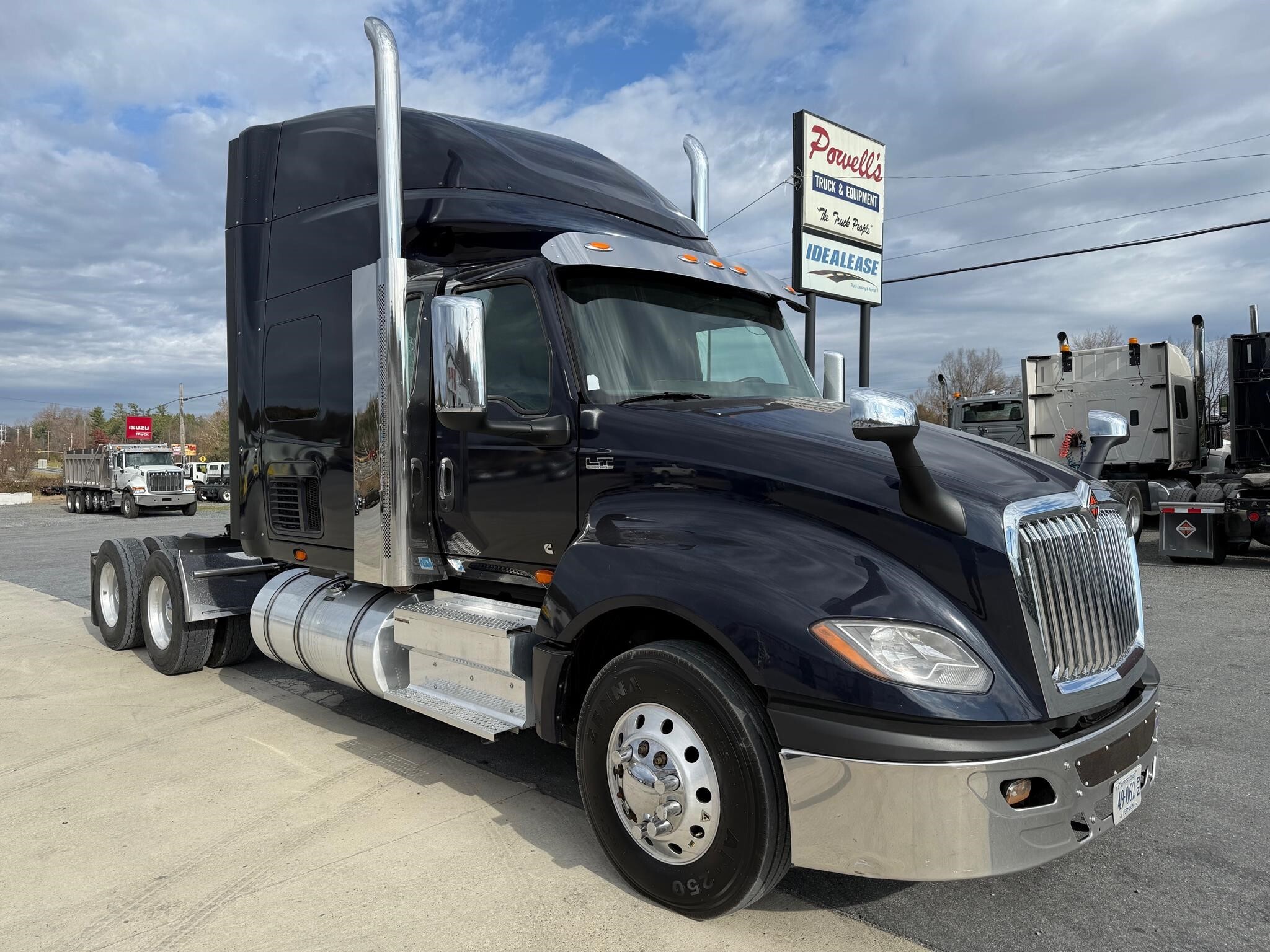 2022 INTERNATIONAL LT in Lynchburg, VA