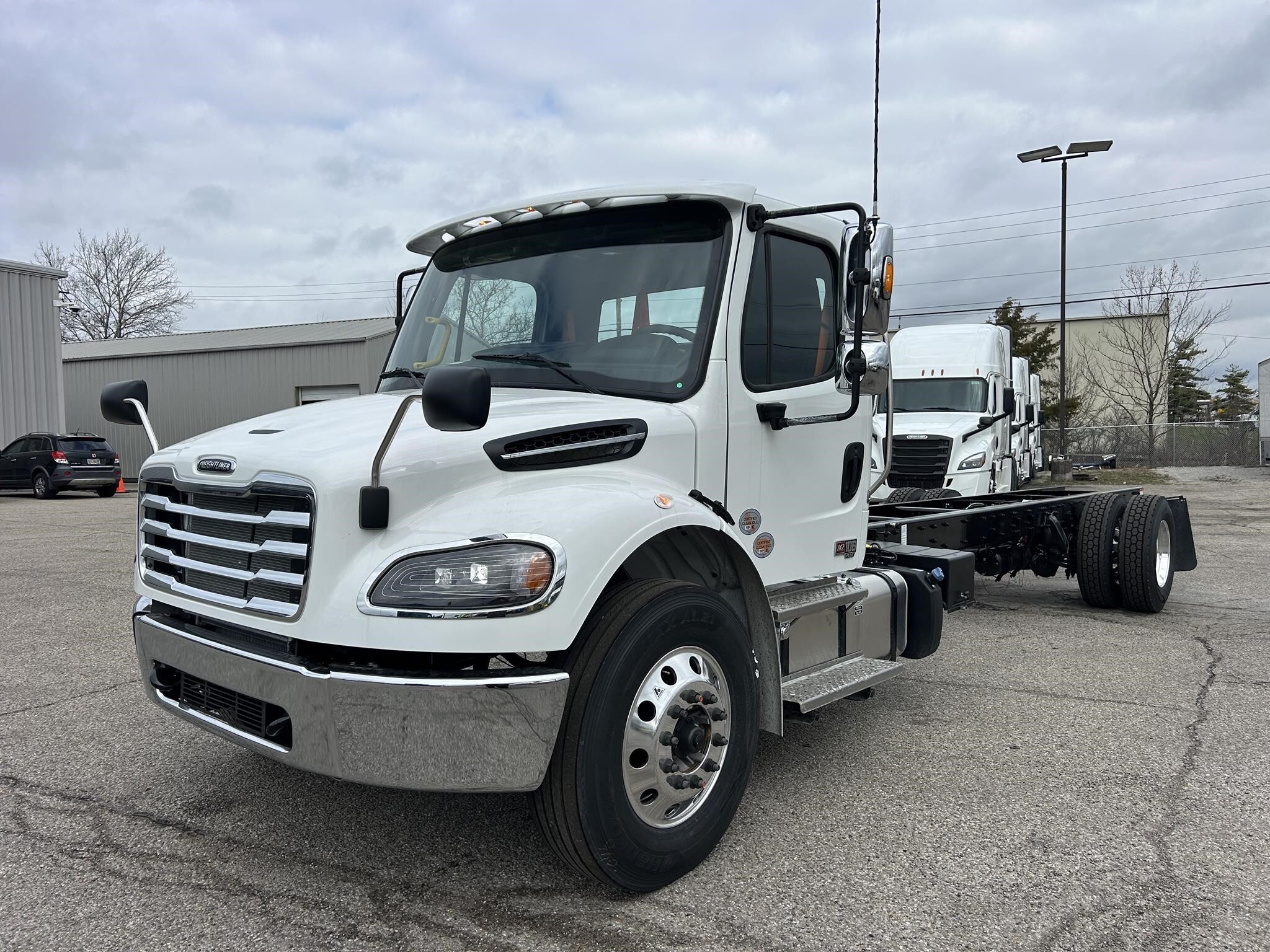 2027 FREIGHTLINER BUSINESS CLASS M2 106 in Cincinnati, OH